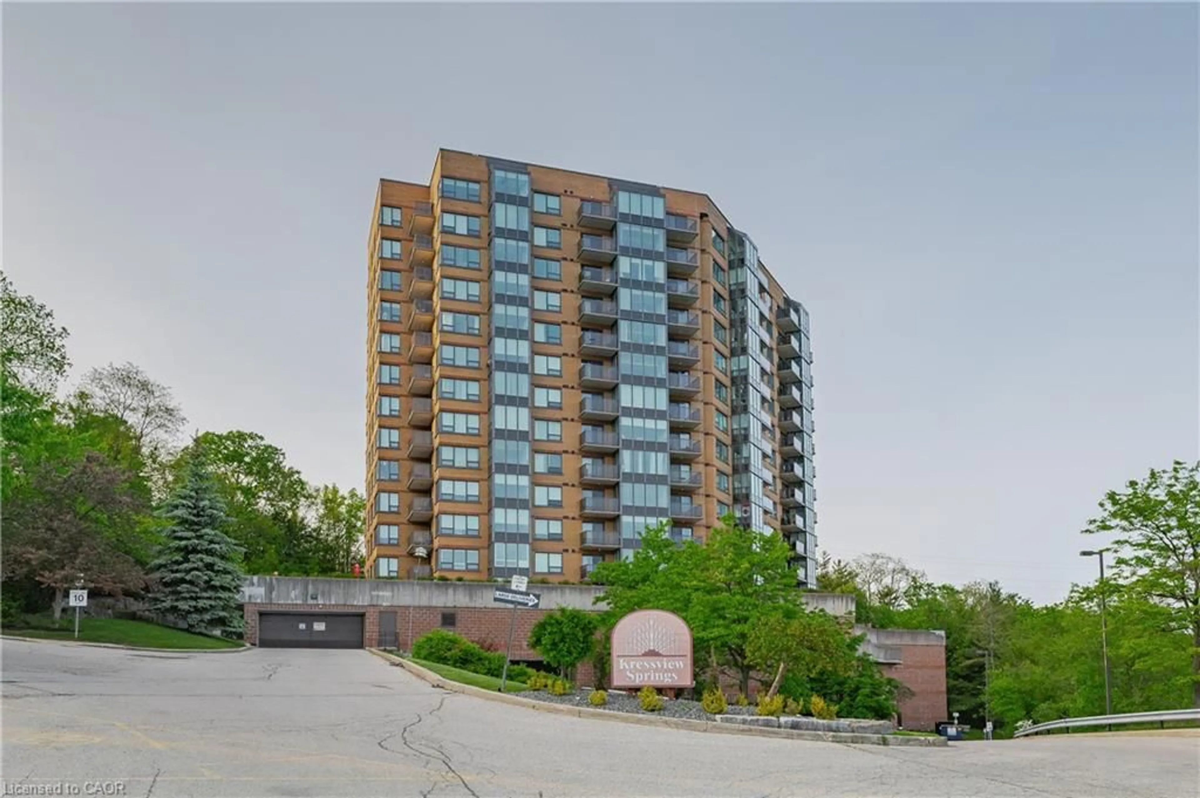 Unknown for 237 King St #1003, Cambridge Ontario N3H 5L2