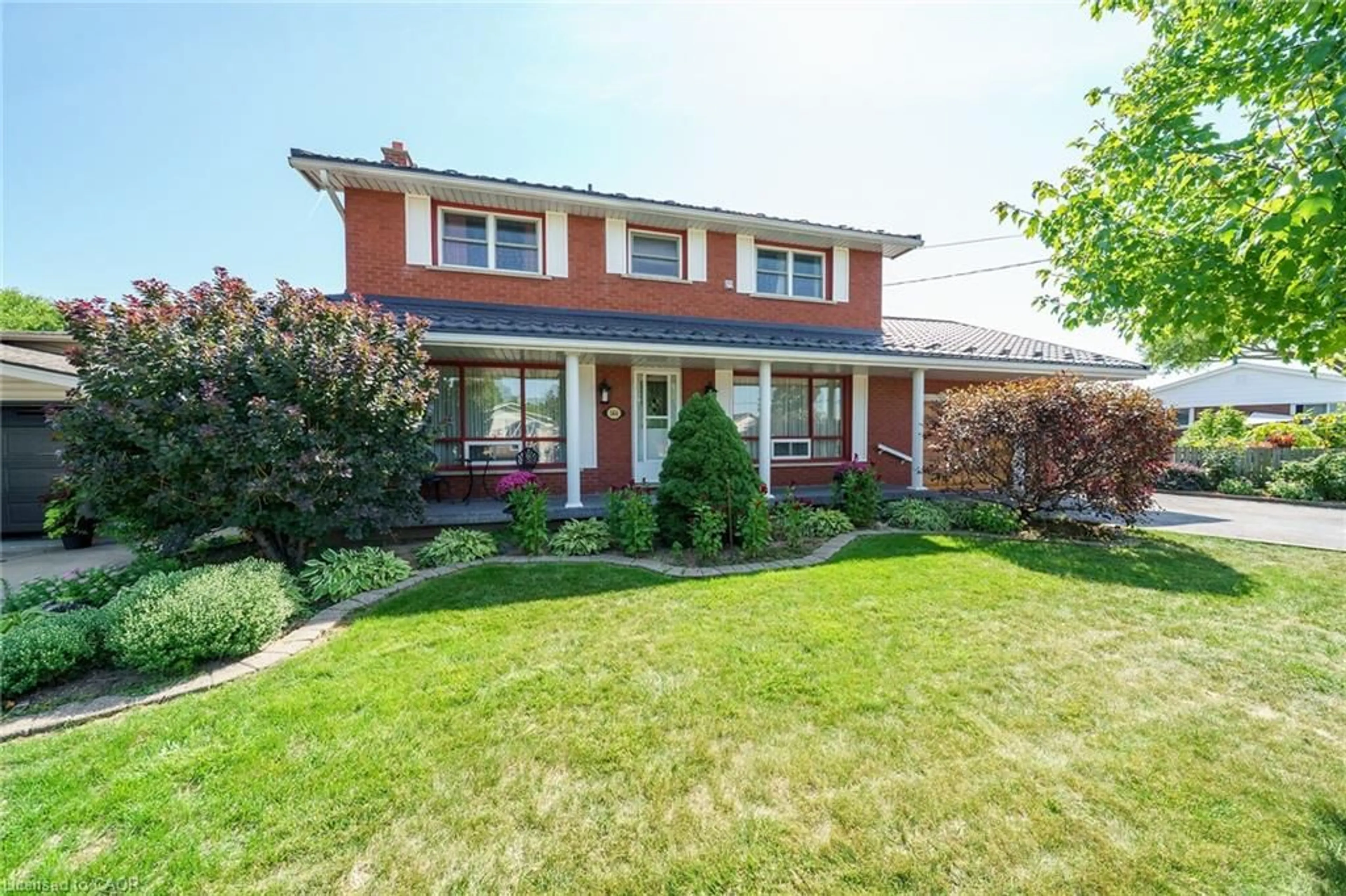 Home with brick exterior material, street for 146 Nugent Dr, Hamilton Ontario L8H 2N4