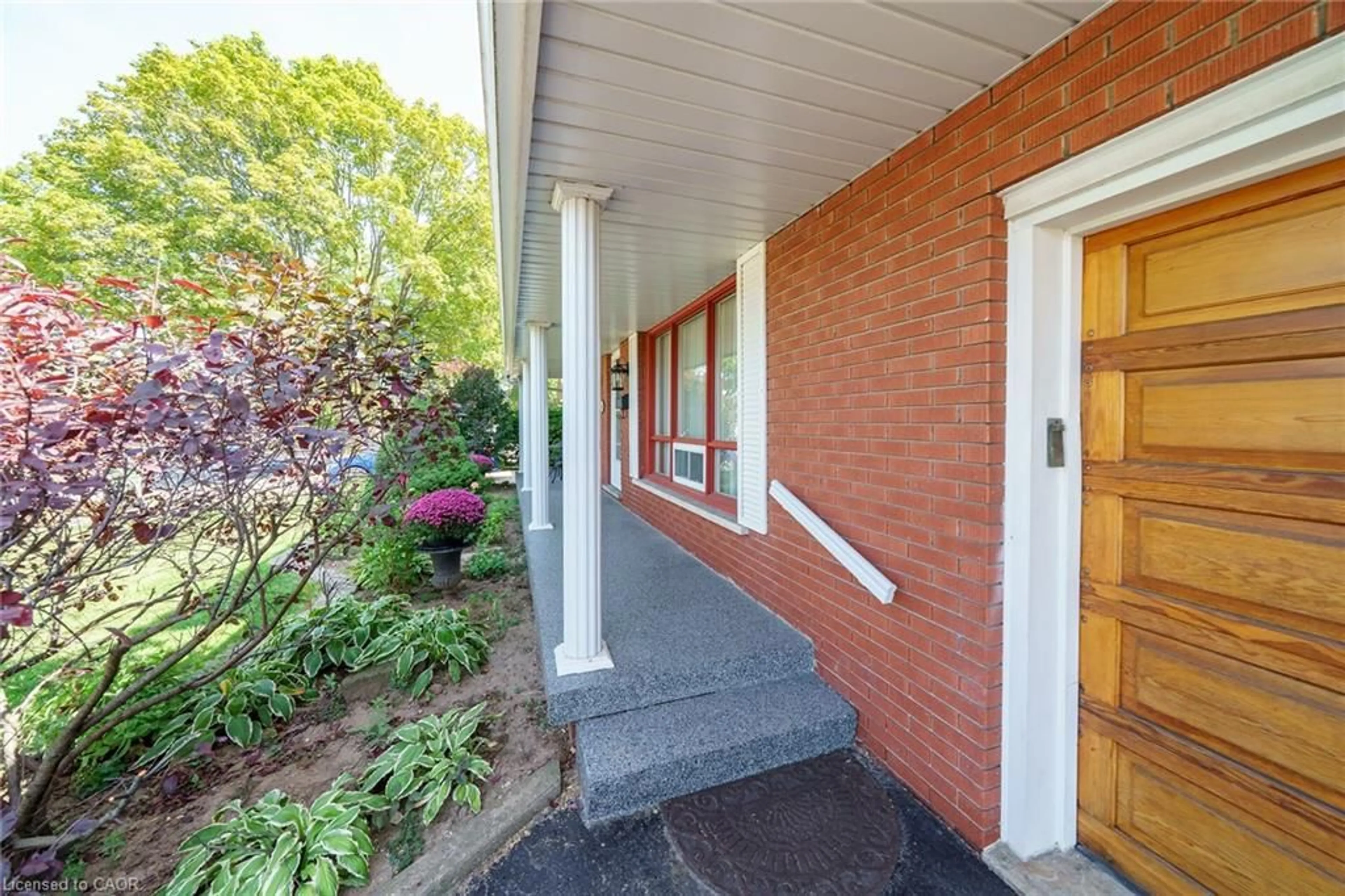 Unknown for 146 Nugent Dr, Hamilton Ontario L8H 2N4