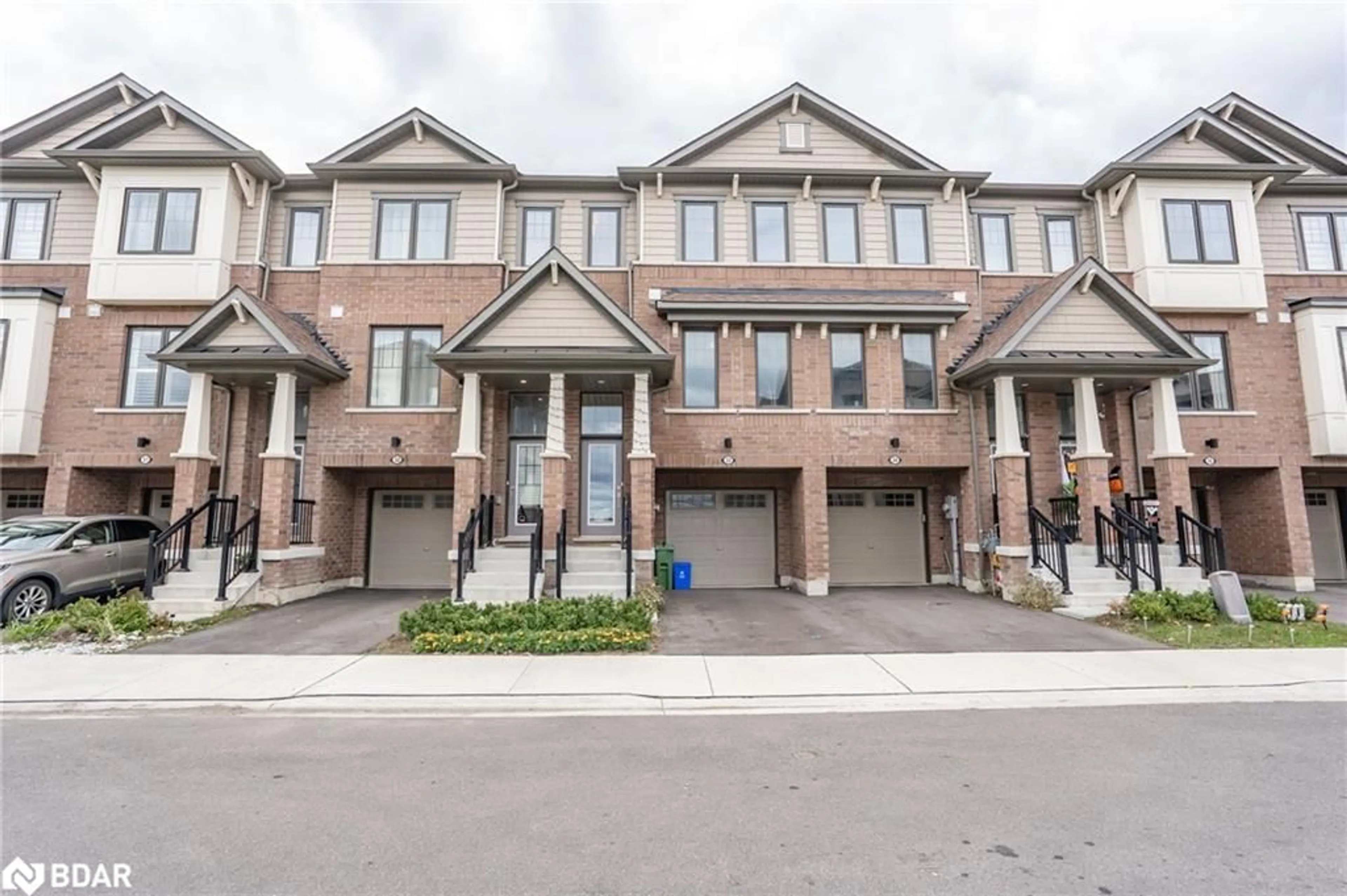 Unknown for 185 Bedrock Dr #33, Hamilton Ontario L8J 0M5