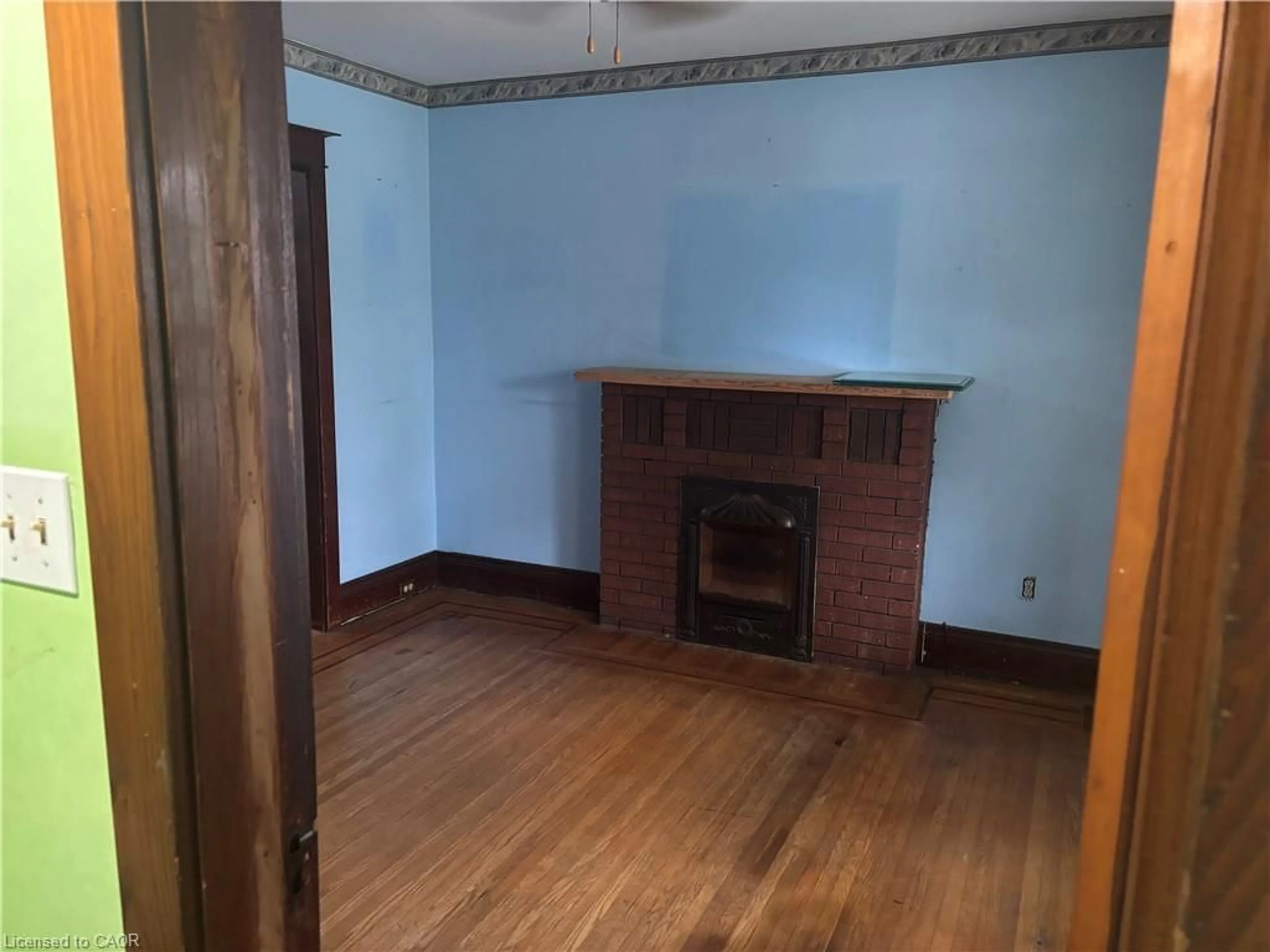 A pic of a room for 63 Argyle Ave, Hamilton Ontario L8H 2S8