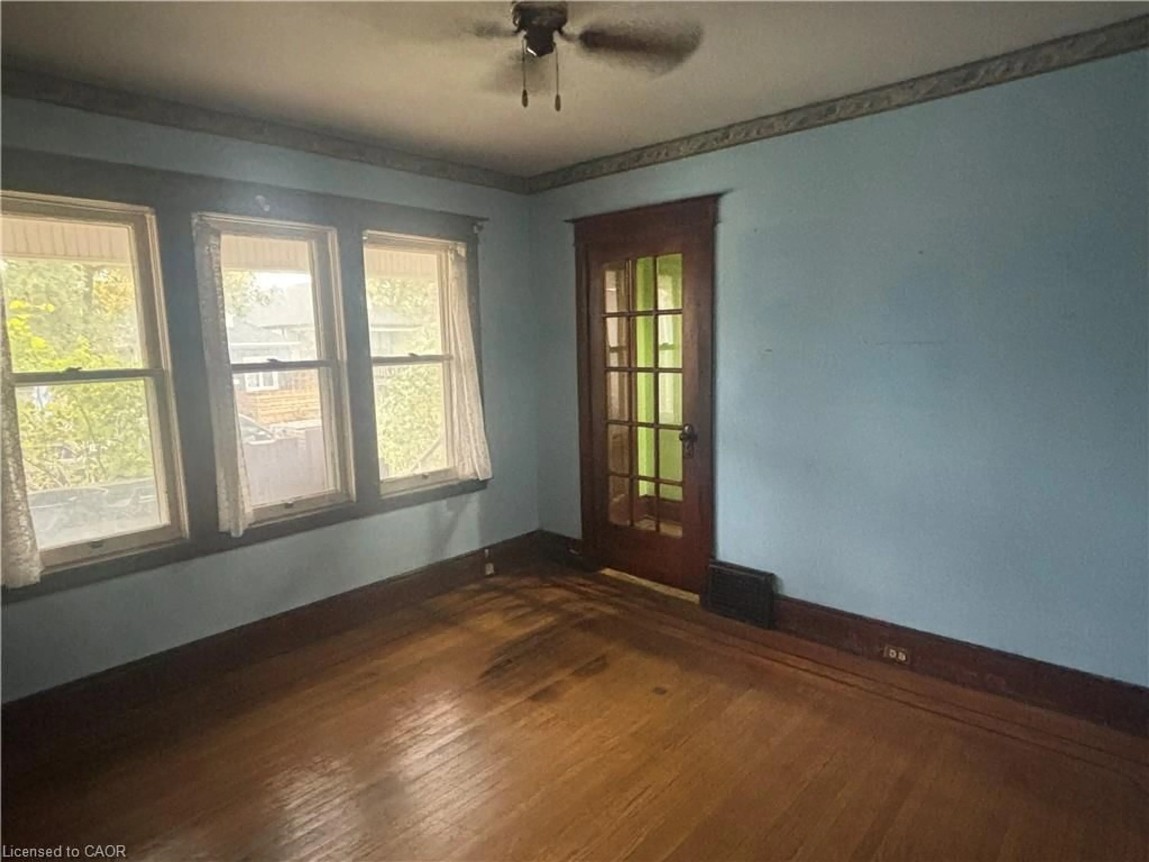 A pic of a room for 63 Argyle Ave, Hamilton Ontario L8H 2S8