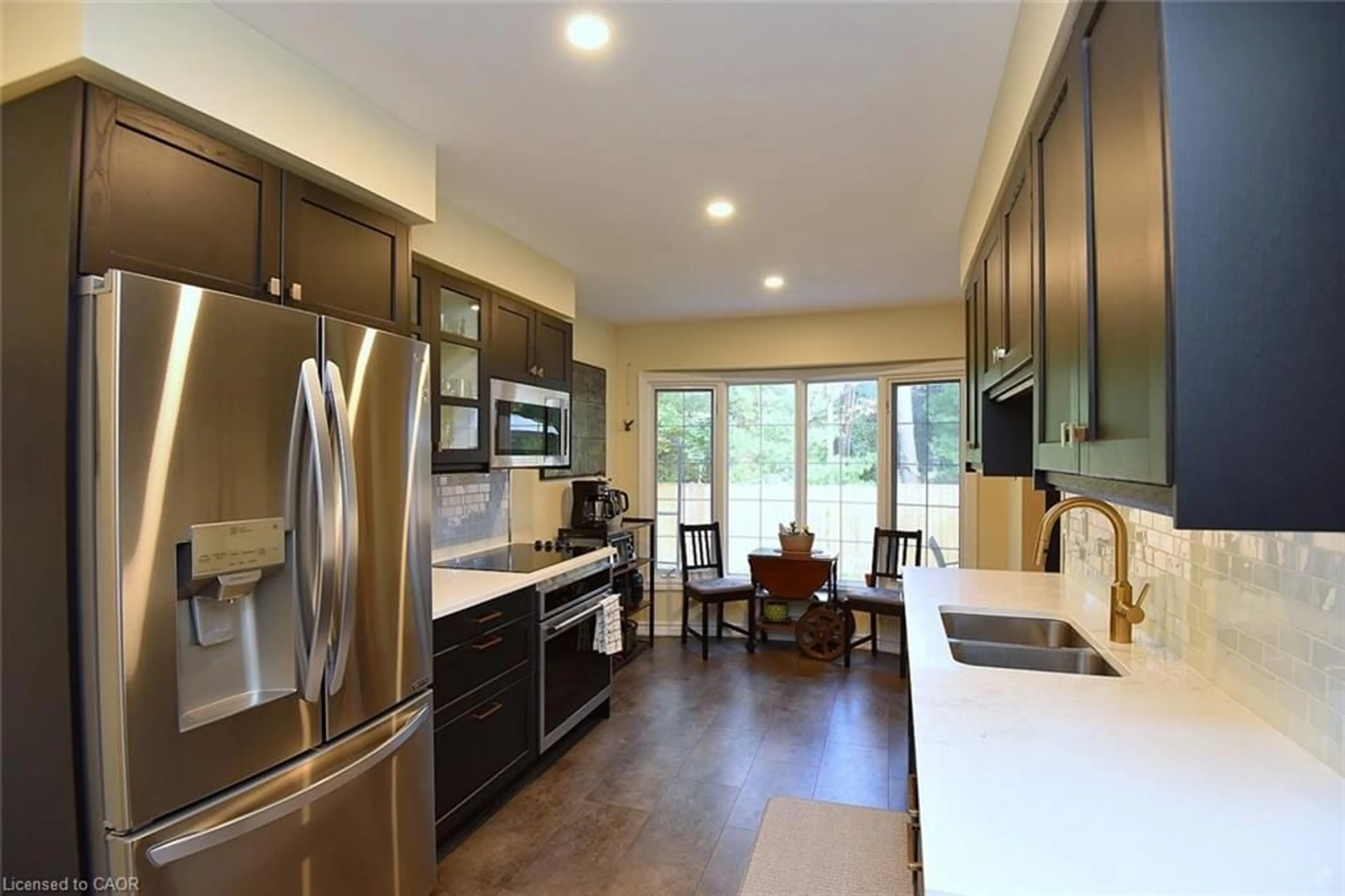 Open concept kitchen, unknown for 175 Fiddlers Green Rd #59, Ancaster Ontario L9G 4X7