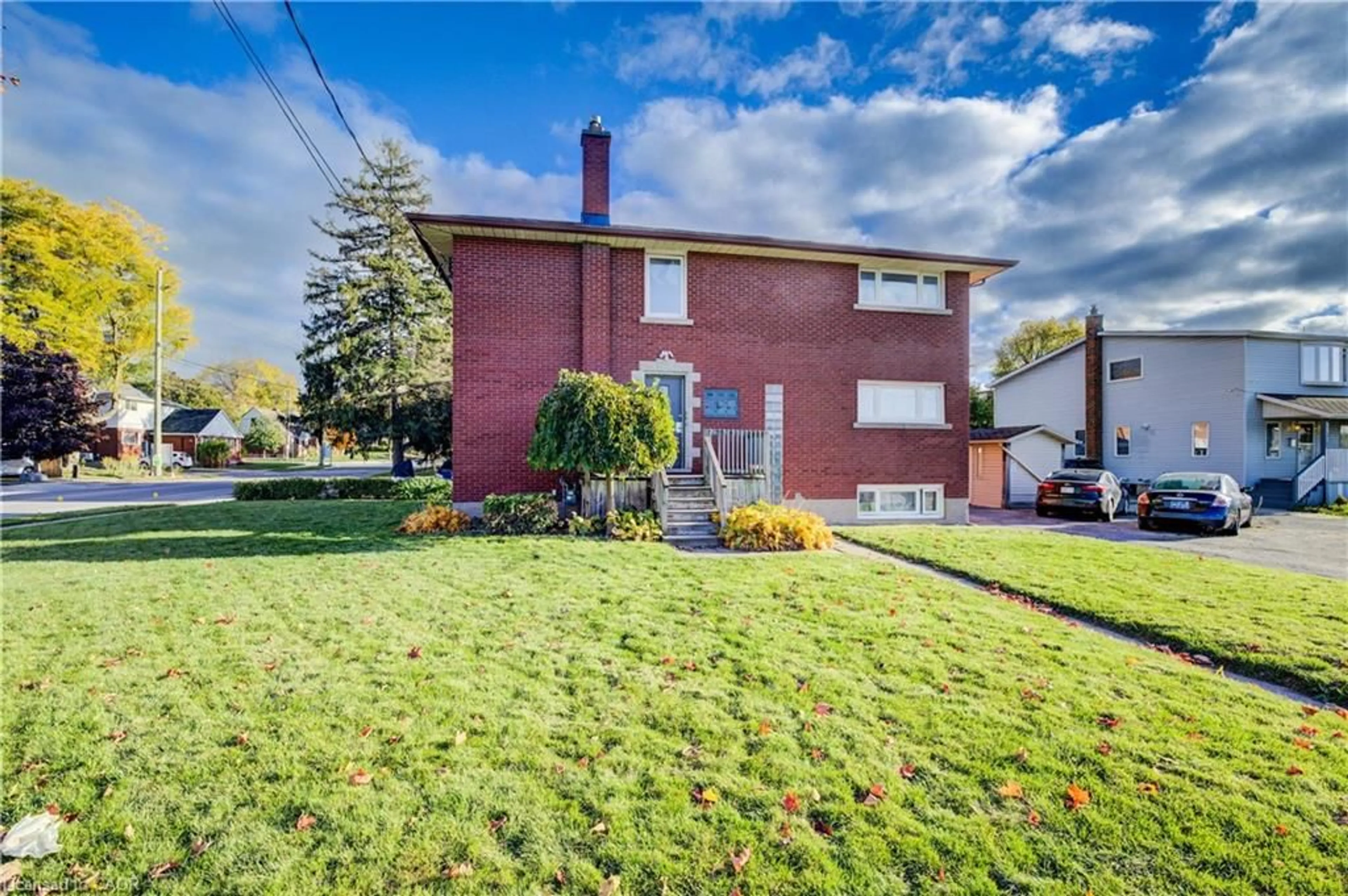 Home with brick exterior material, street for 263 Highland Rd, Kitchener Ontario N2M 3C4