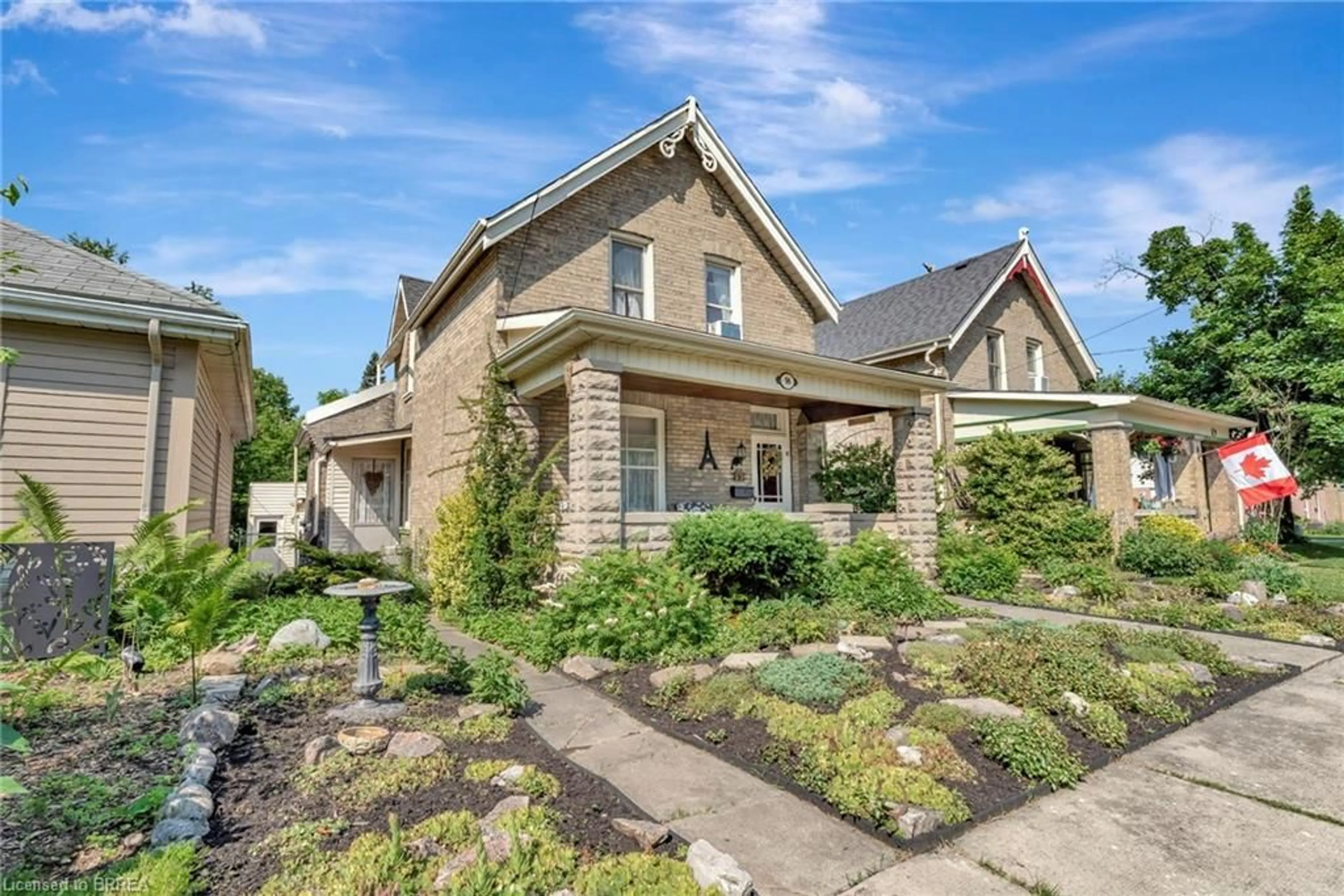 Home with brick exterior material, street for 96 Walnut St, Paris Ontario N3L 2J7