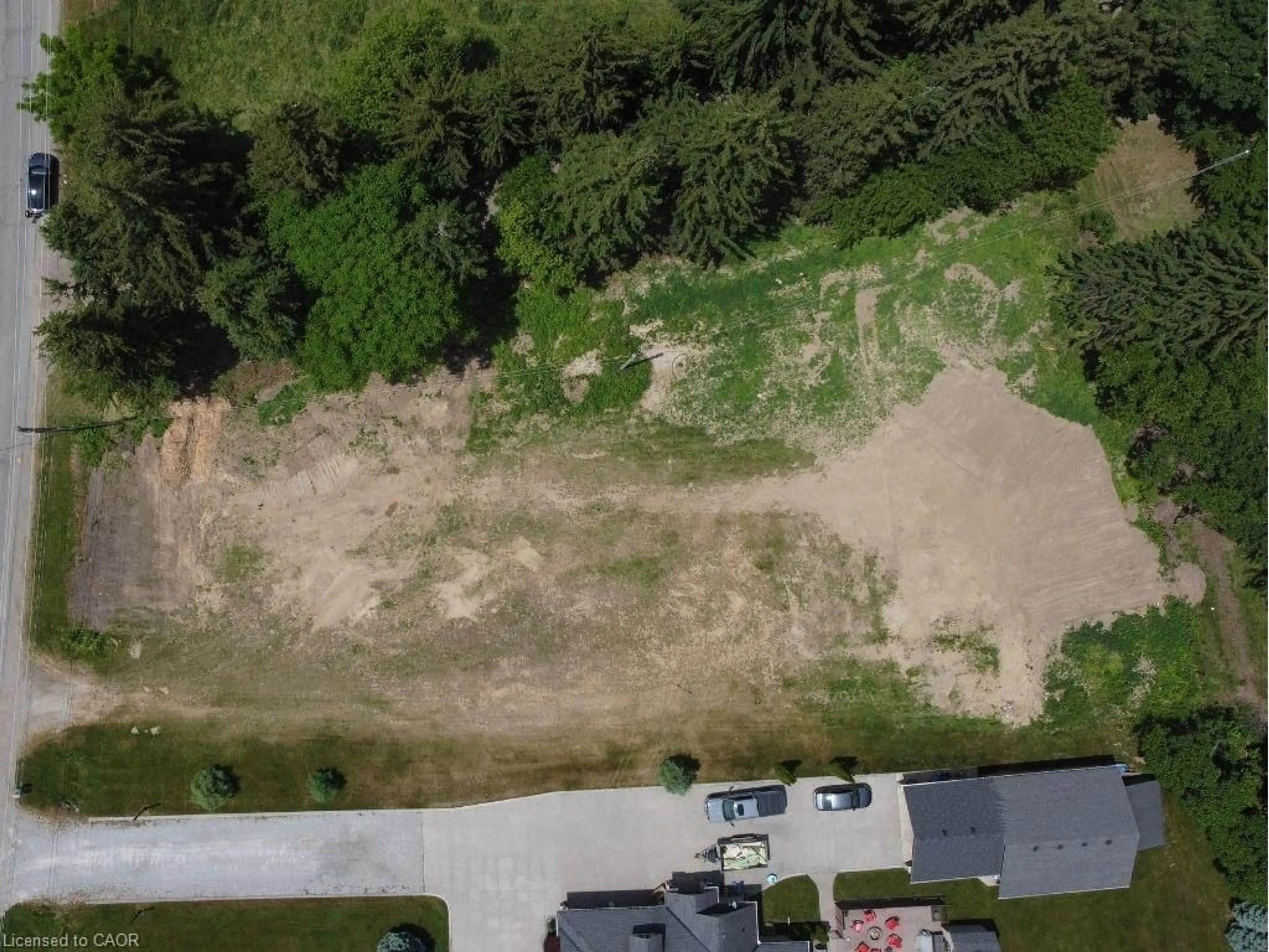 A pic from outside/outdoor area/front of a property/back of a property/a pic from drone, street for 259 Oakhill Dr, Brantford Ontario N3T 5L7