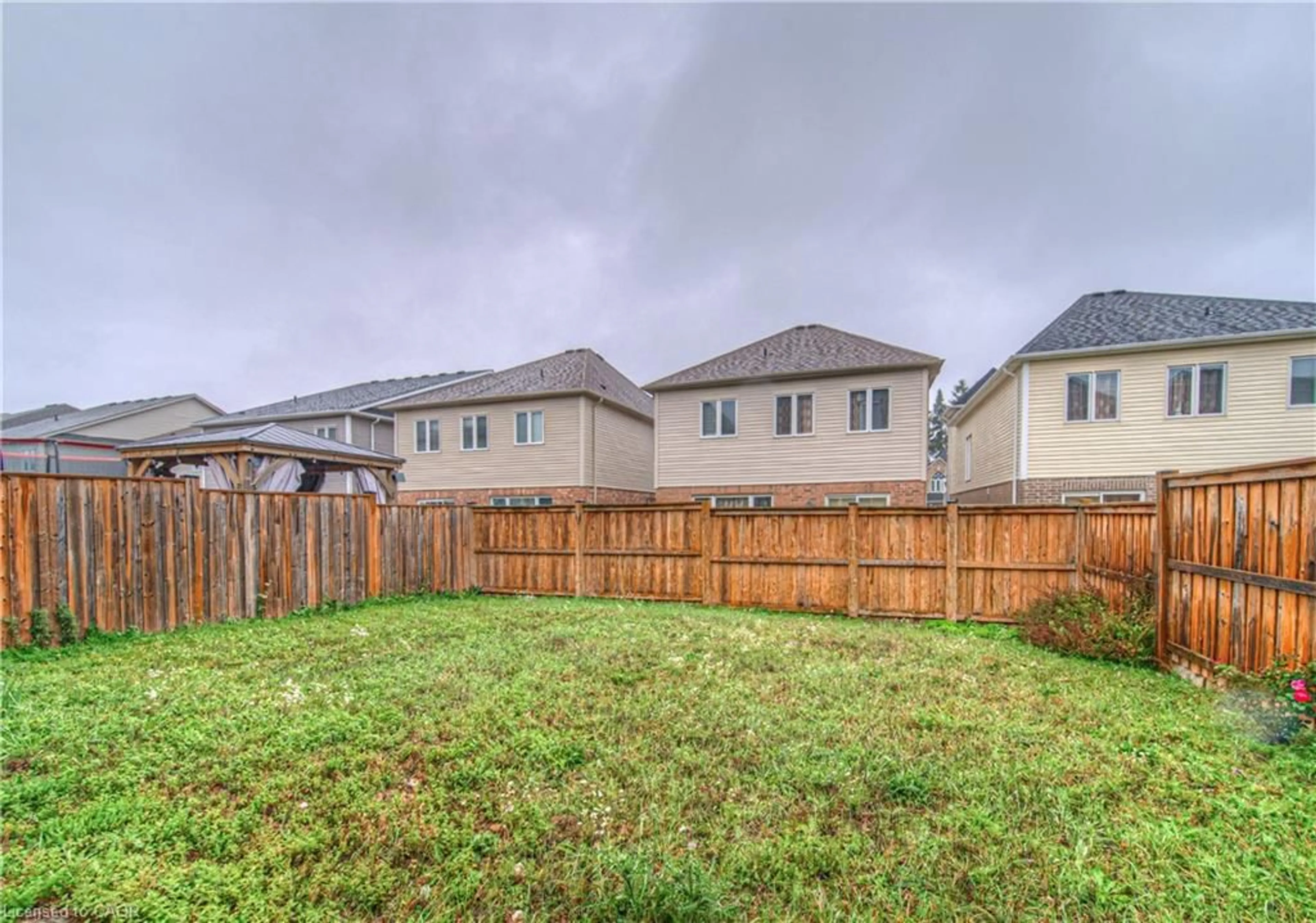 Patio, unknown for 52 Weatherall Ave, Cambridge Ontario N3H 0C1