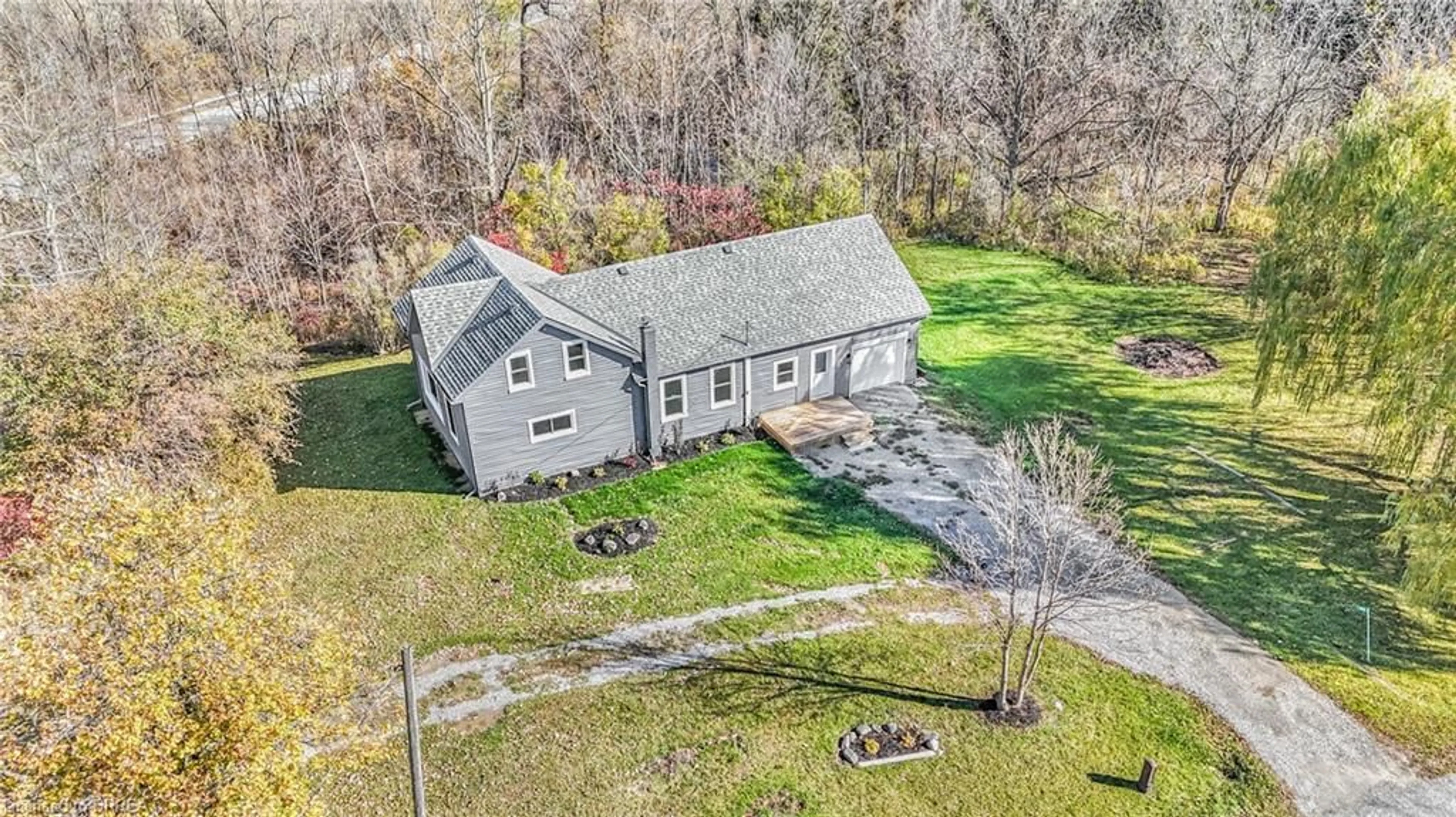 A pic from outside/outdoor area/front of a property/back of a property/a pic from drone, unknown for 52 Main Street Rockford, Rockford Ontario N0E 1Y0