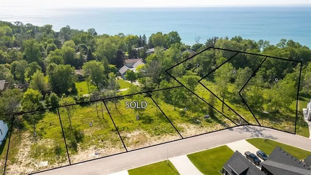 7011 Blue Coast Hts, Plympton-Wyoming 5