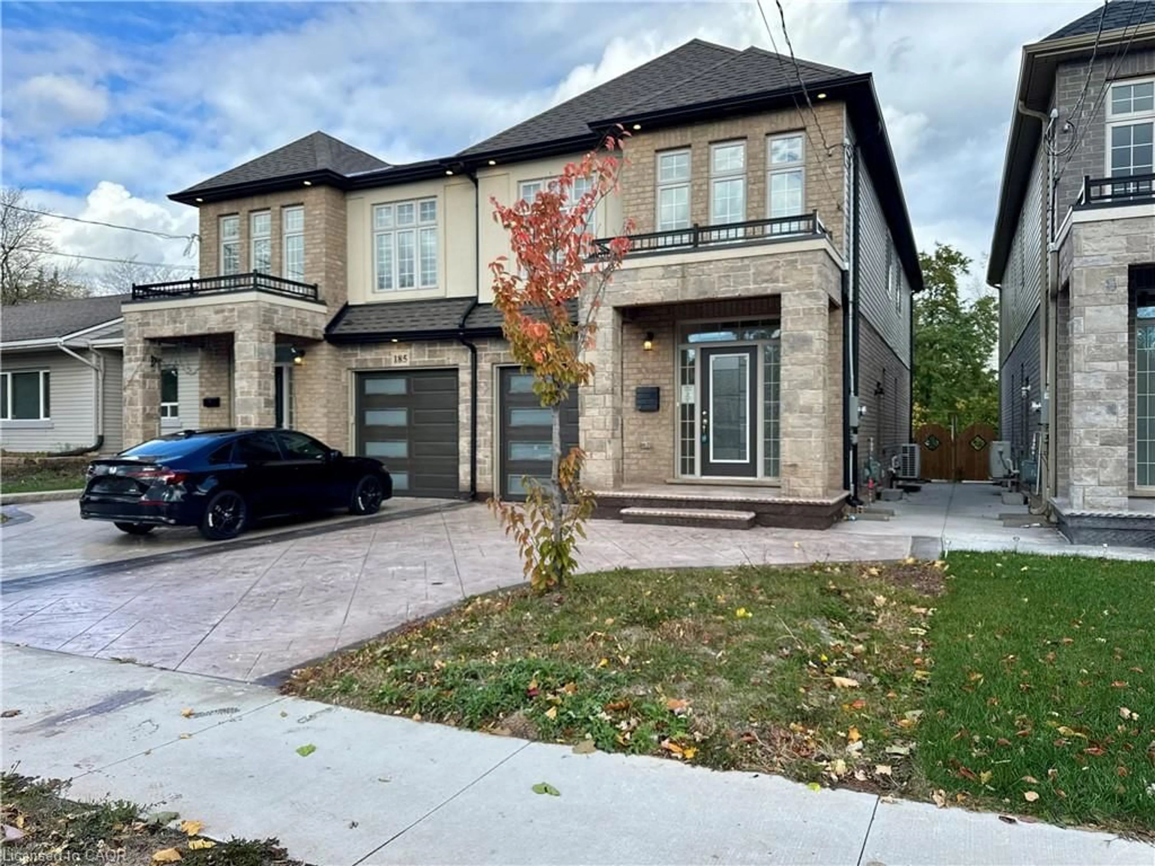 Home with brick exterior material, street for 185 1/2 Federal St, Stoney Creek Ontario L8E 1N8