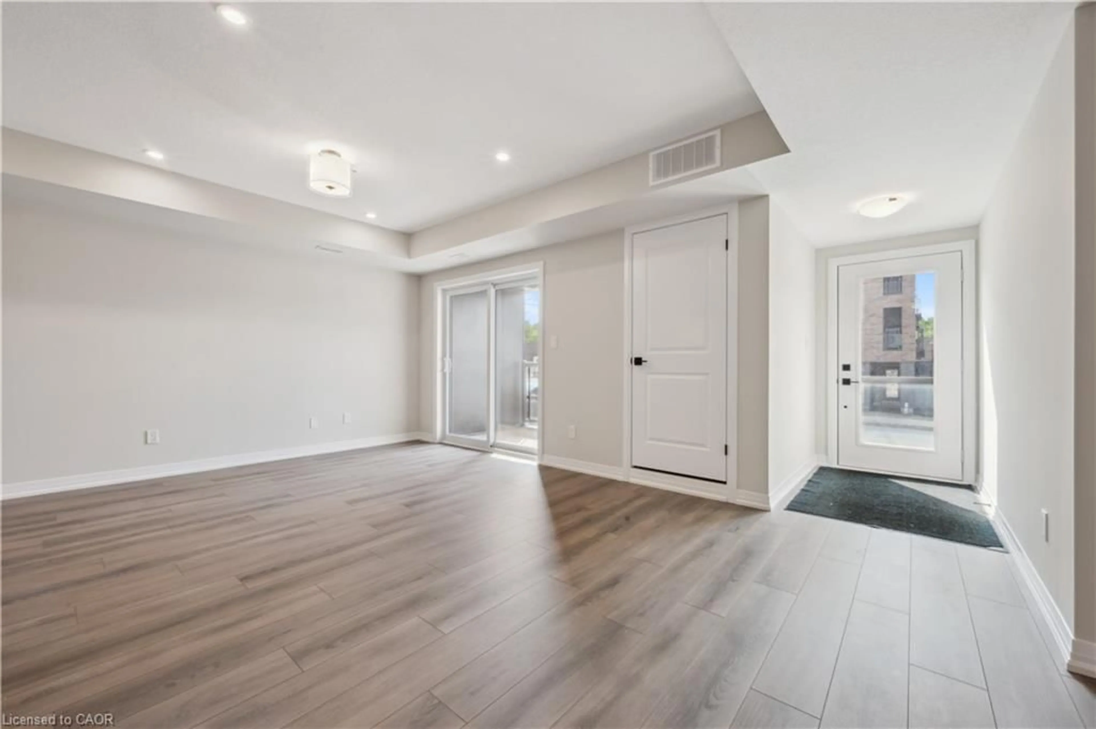 Unknown for 42 Urbane Blvd, Kitchener Ontario N2E 0H8