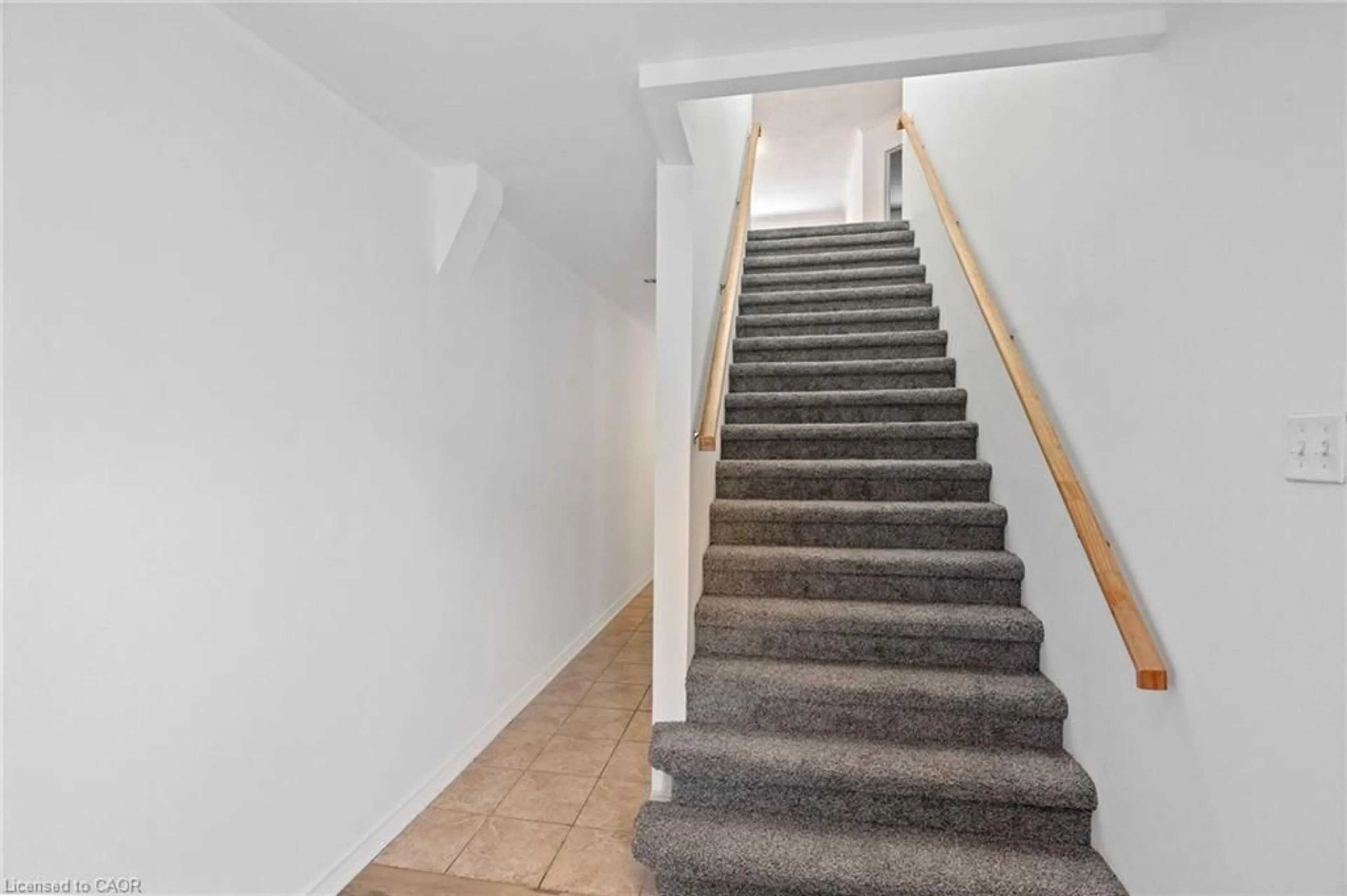 Stairs for 195 Main St, Lucan Ontario N0M 2J0