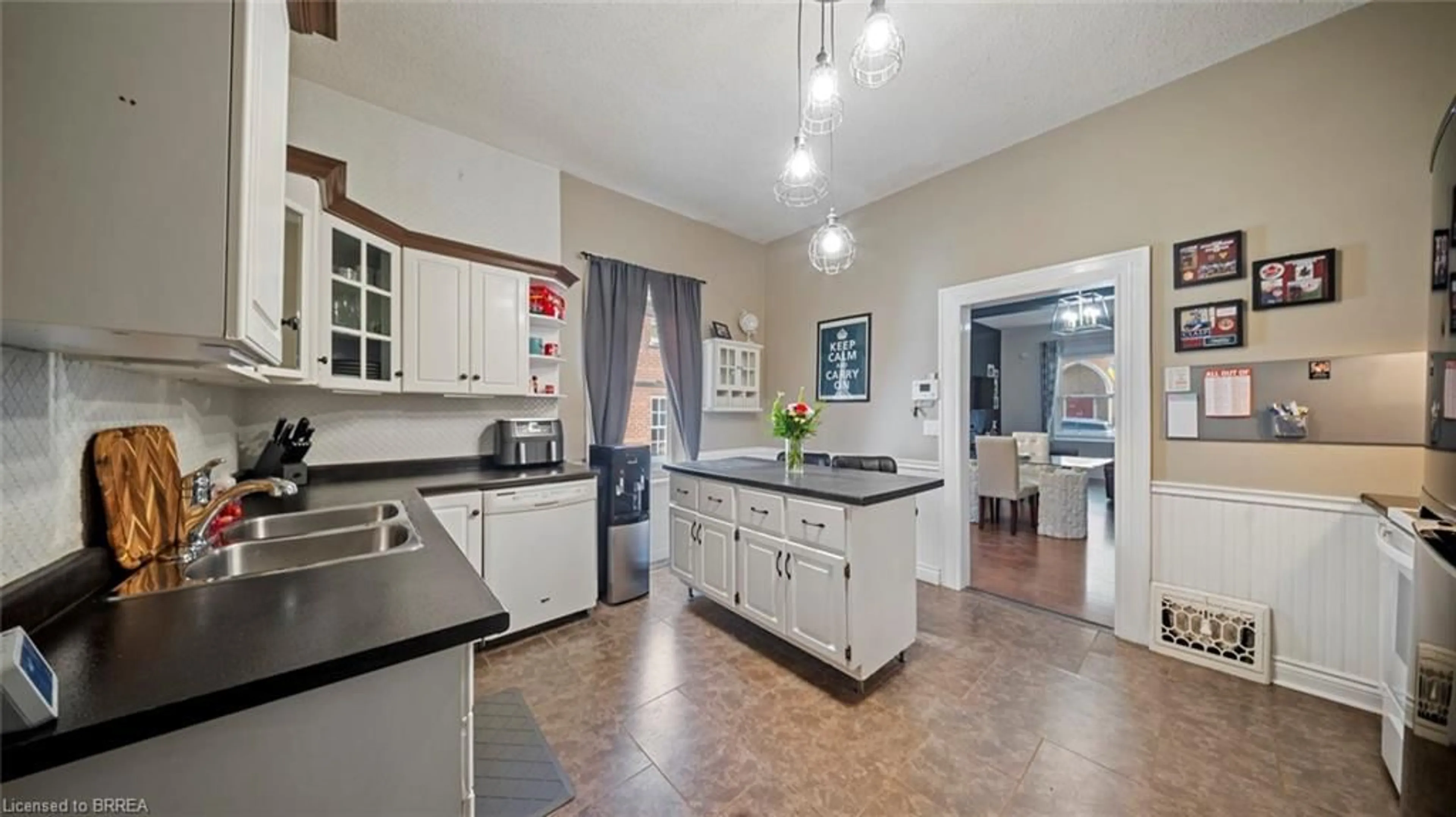 Open concept kitchen, ceramic/tile floor for 73 Superior St, Brantford Ontario N3S 2K5