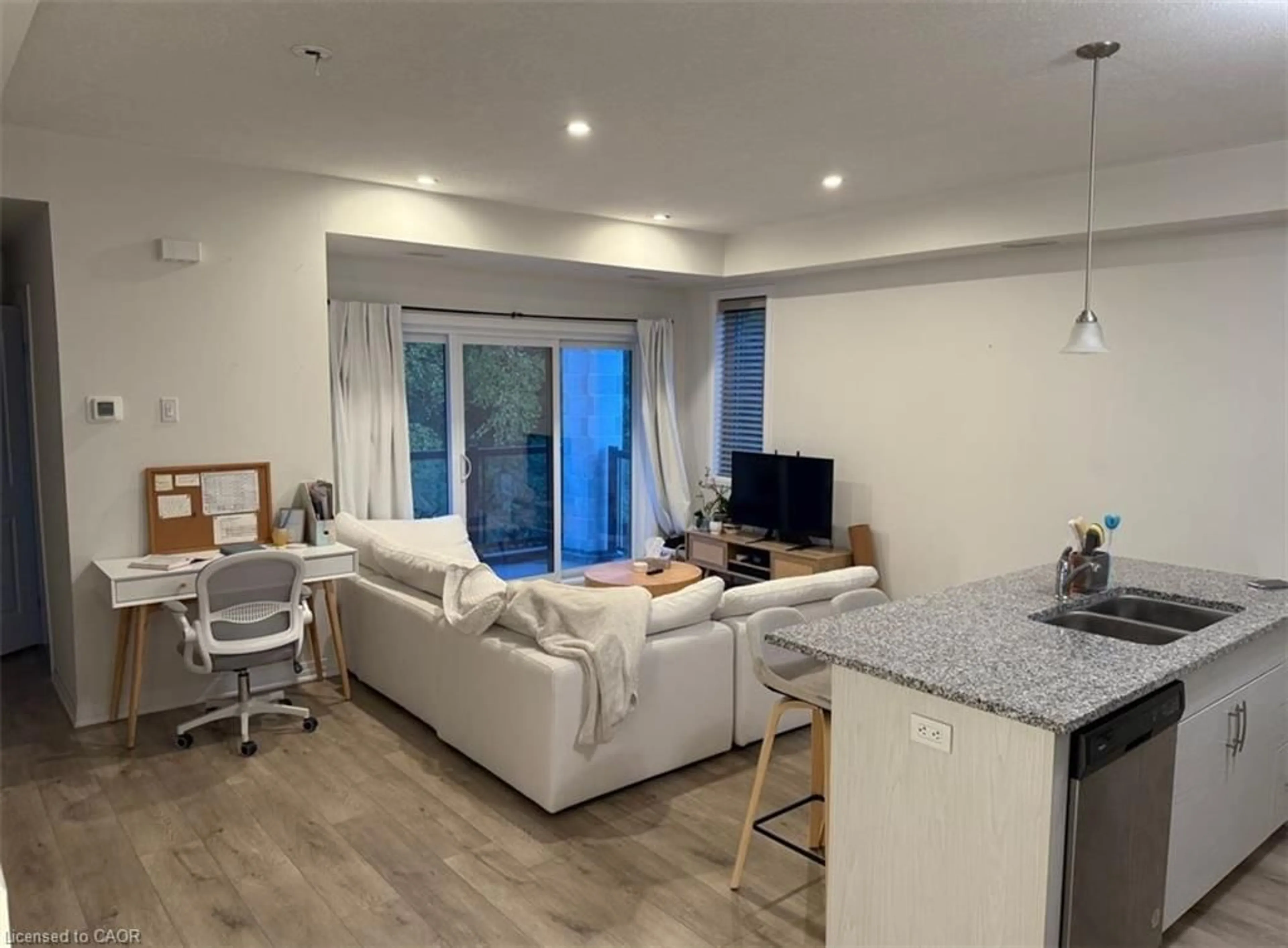 A pic of a room for 25 Isherwood Ave #C036, Cambridge Ontario N1R 0E2