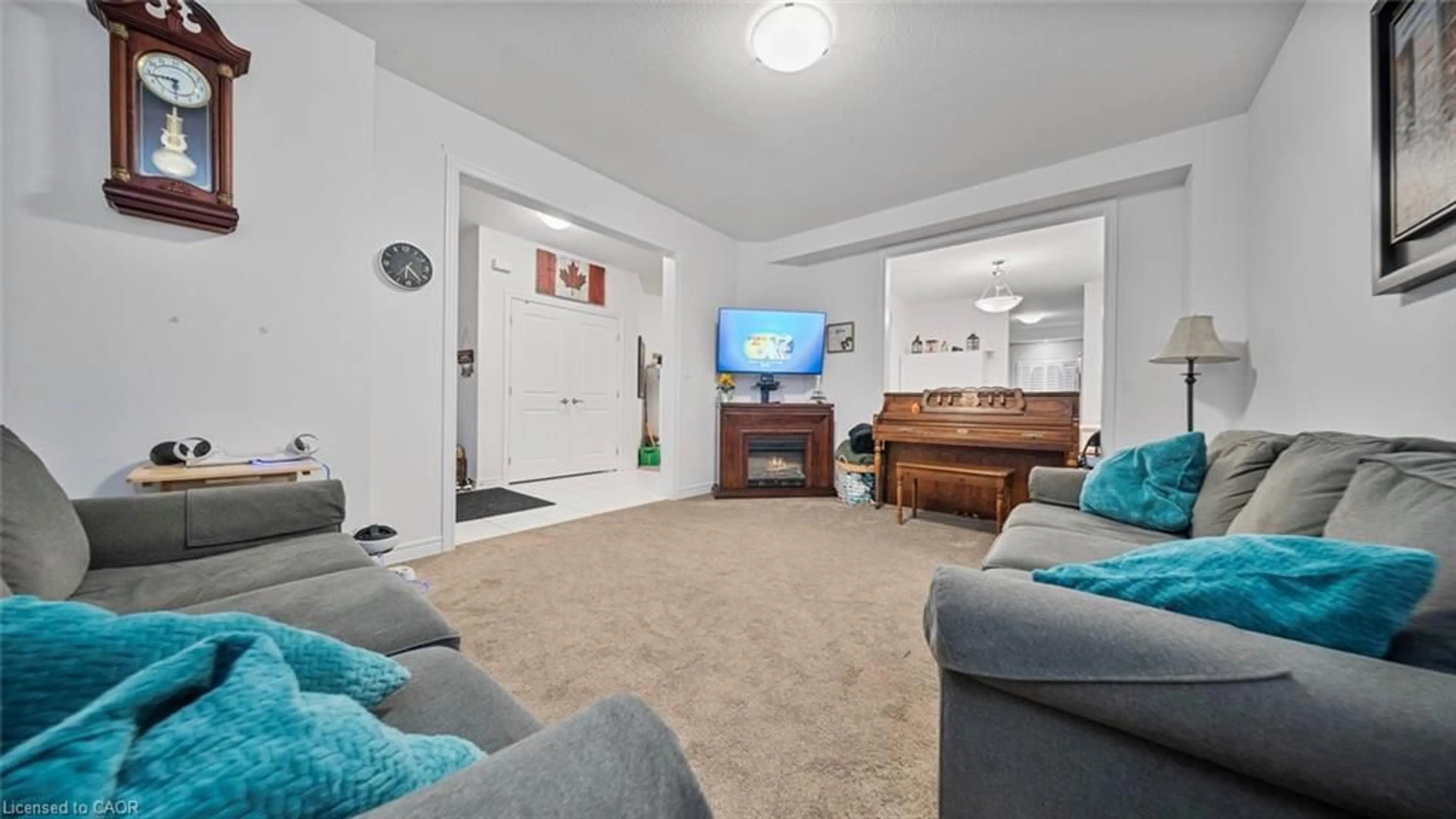 Living room with furniture, unknown for 38 Mcgovern Lane, Paris Ontario N3L 0K3