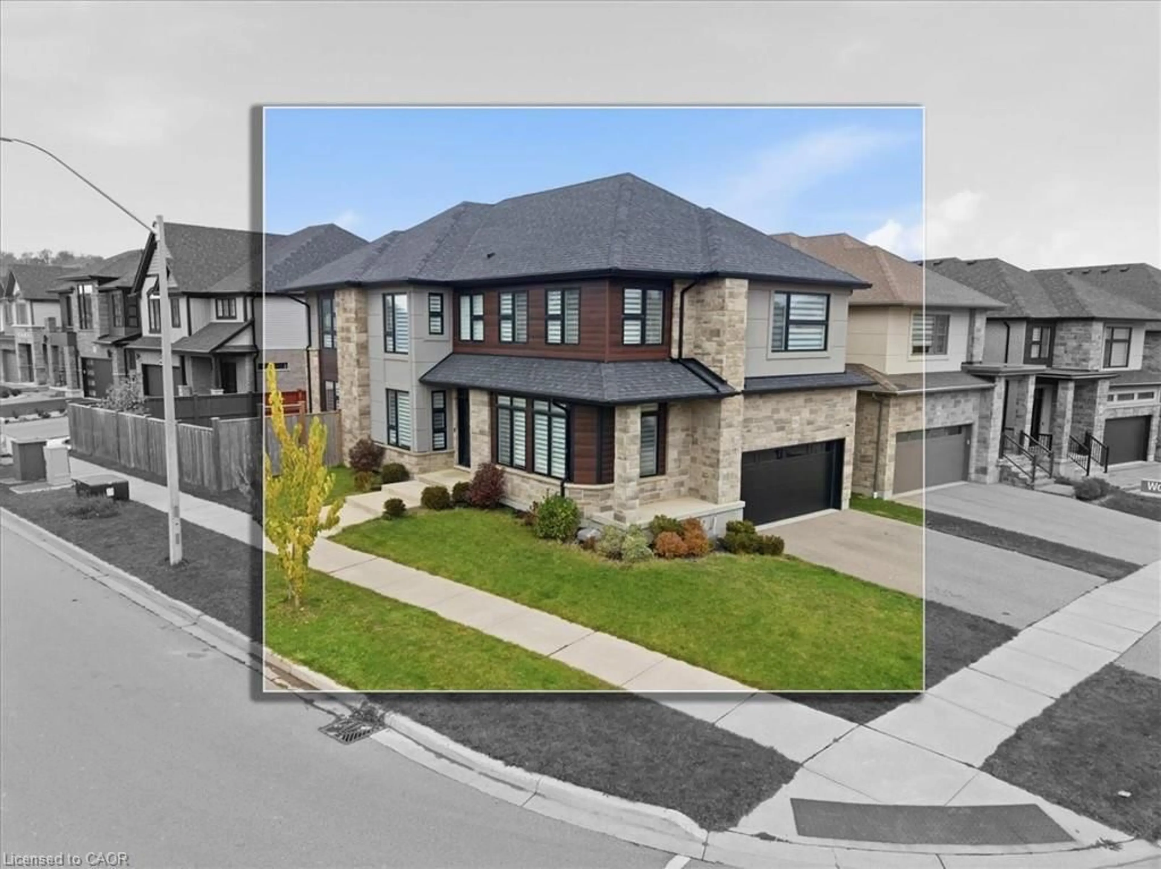 A pic from outside/outdoor area/front of a property/back of a property/a pic from drone, street for 556 Mayapple St, Waterloo Ontario N2V 0G2