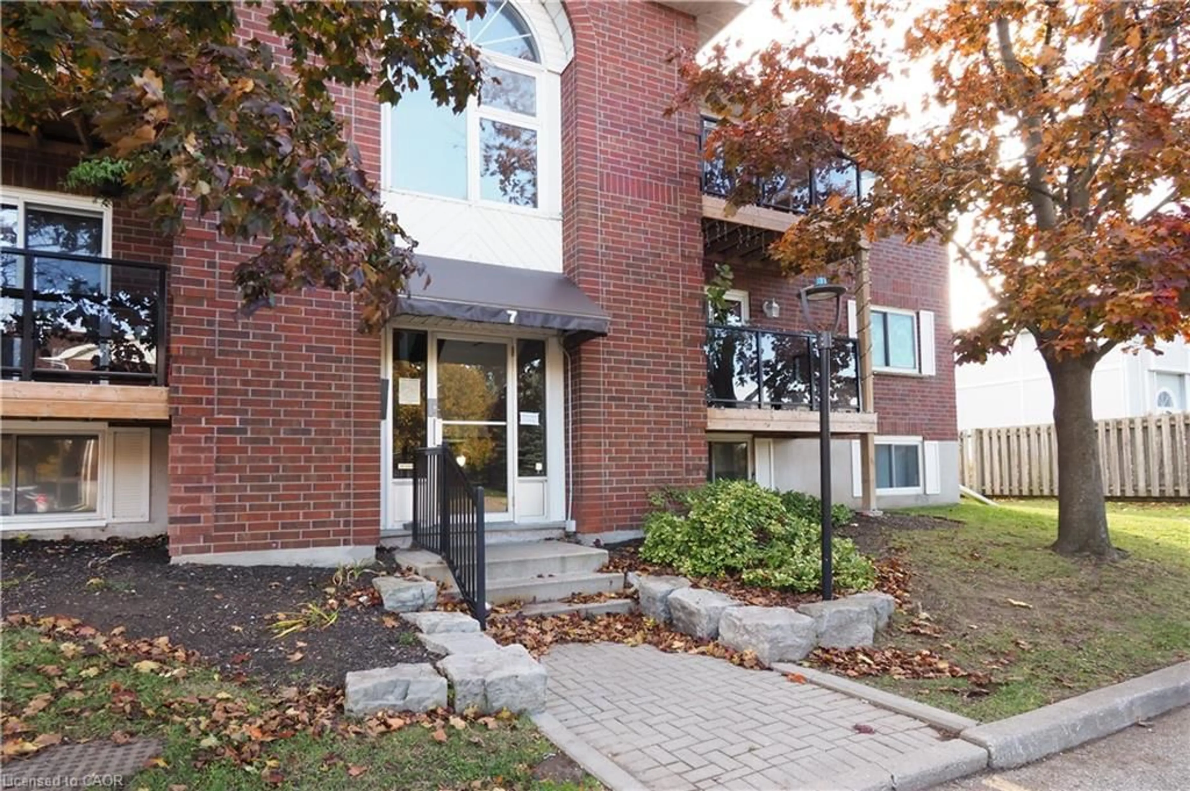 Unknown for 565 Greenfield Ave #708, Kitchener Ontario N2C 2P5