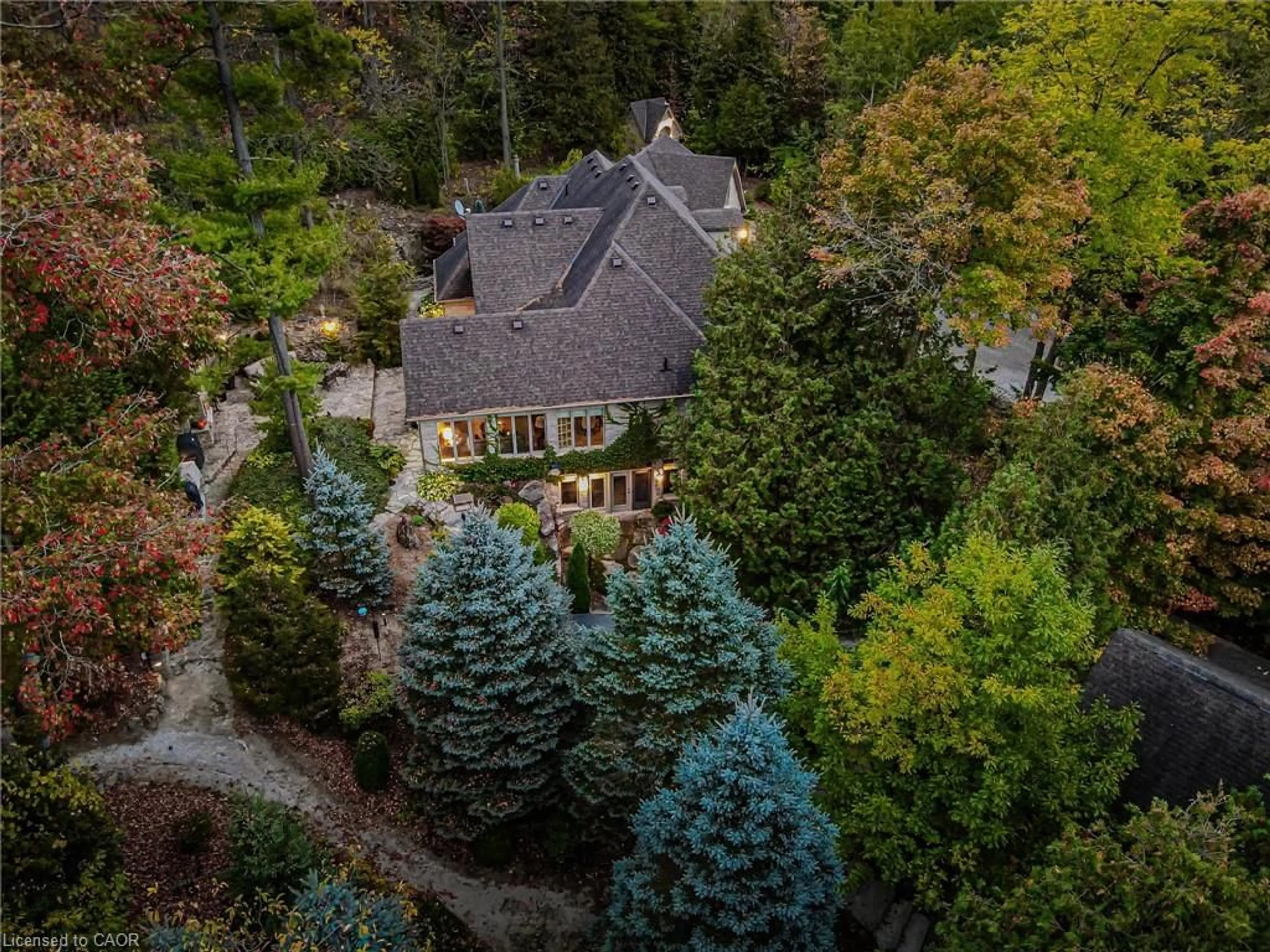 A pic from outside/outdoor area/front of a property/back of a property/a pic from drone, forest/trees view for 198 Pasmore St, Rockwood Ontario N0B 2K0