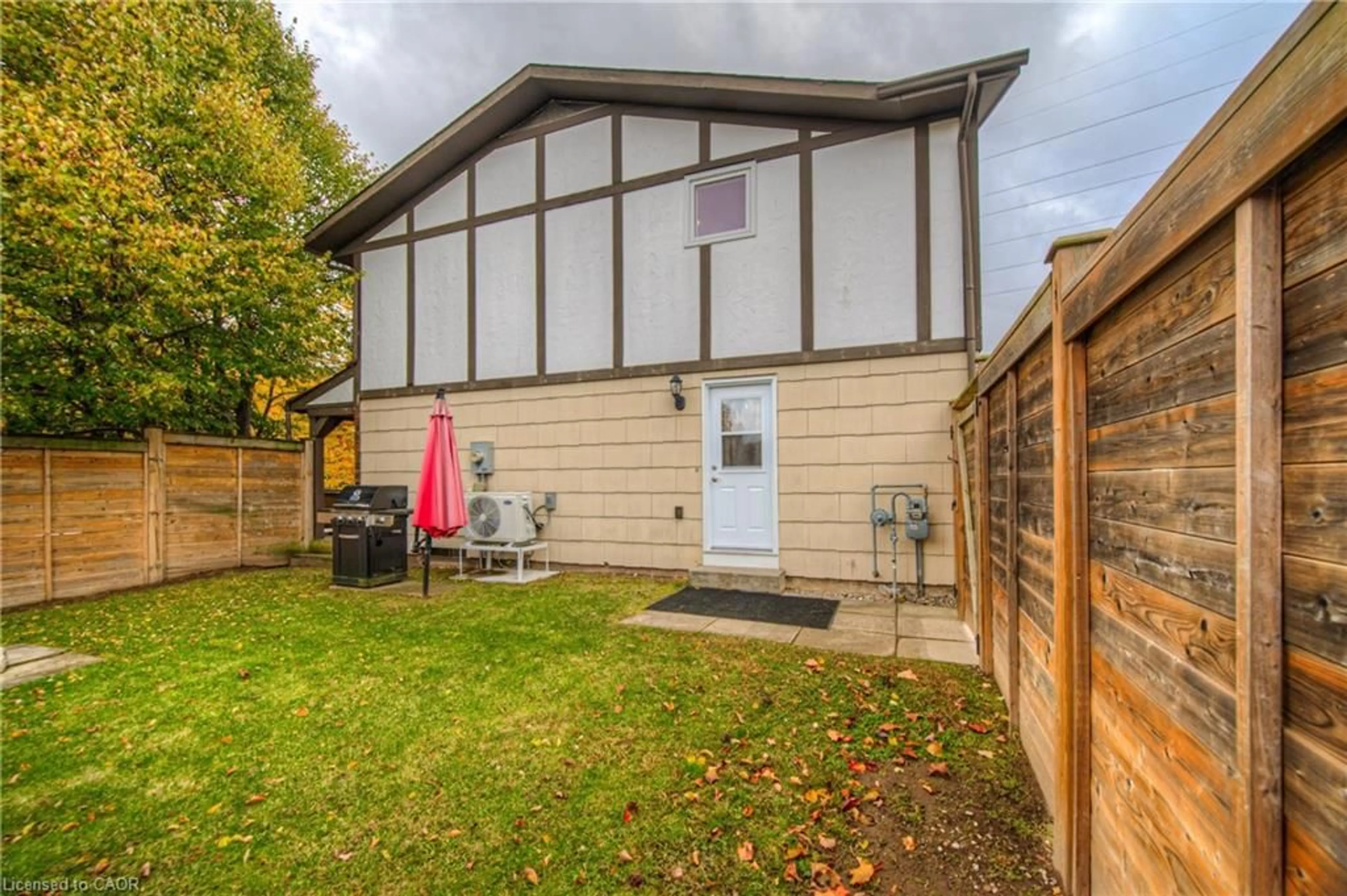 Unknown for 118 Glamis Rd, Cambridge Ontario N1R 6S8