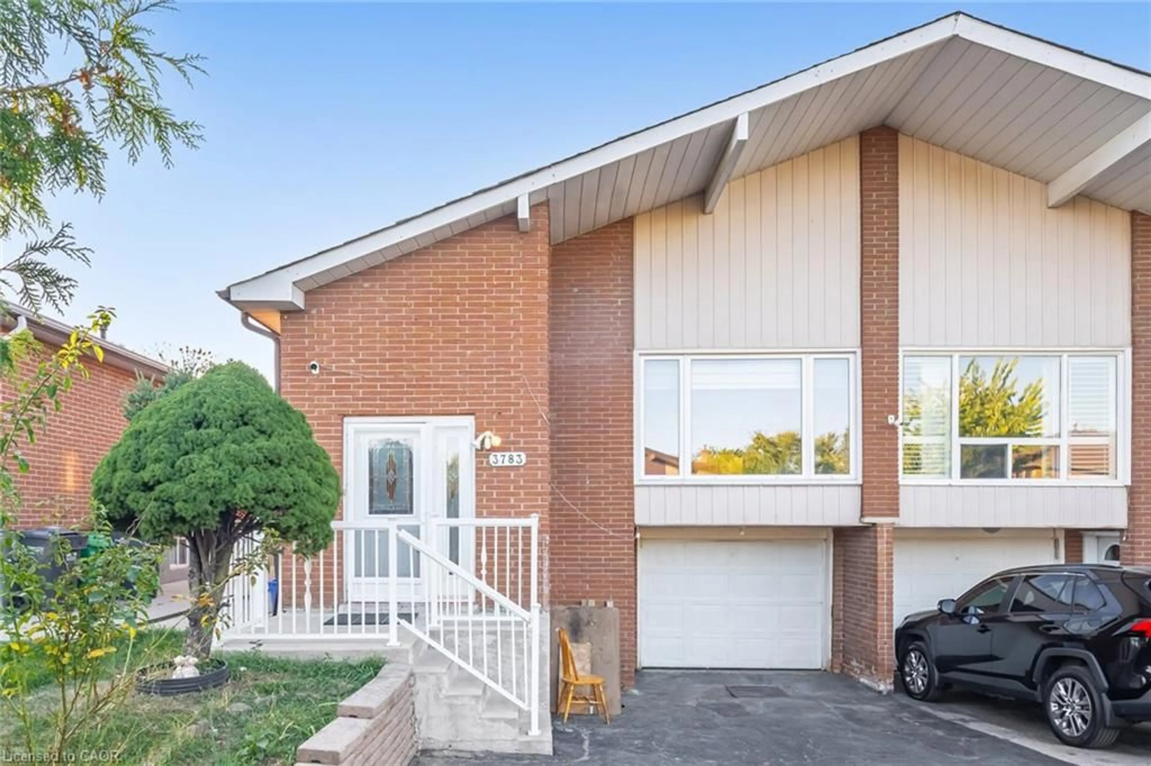 Home with brick exterior material, street for 3783 Keenan Cres, Mississauga Ontario L4T 3M1