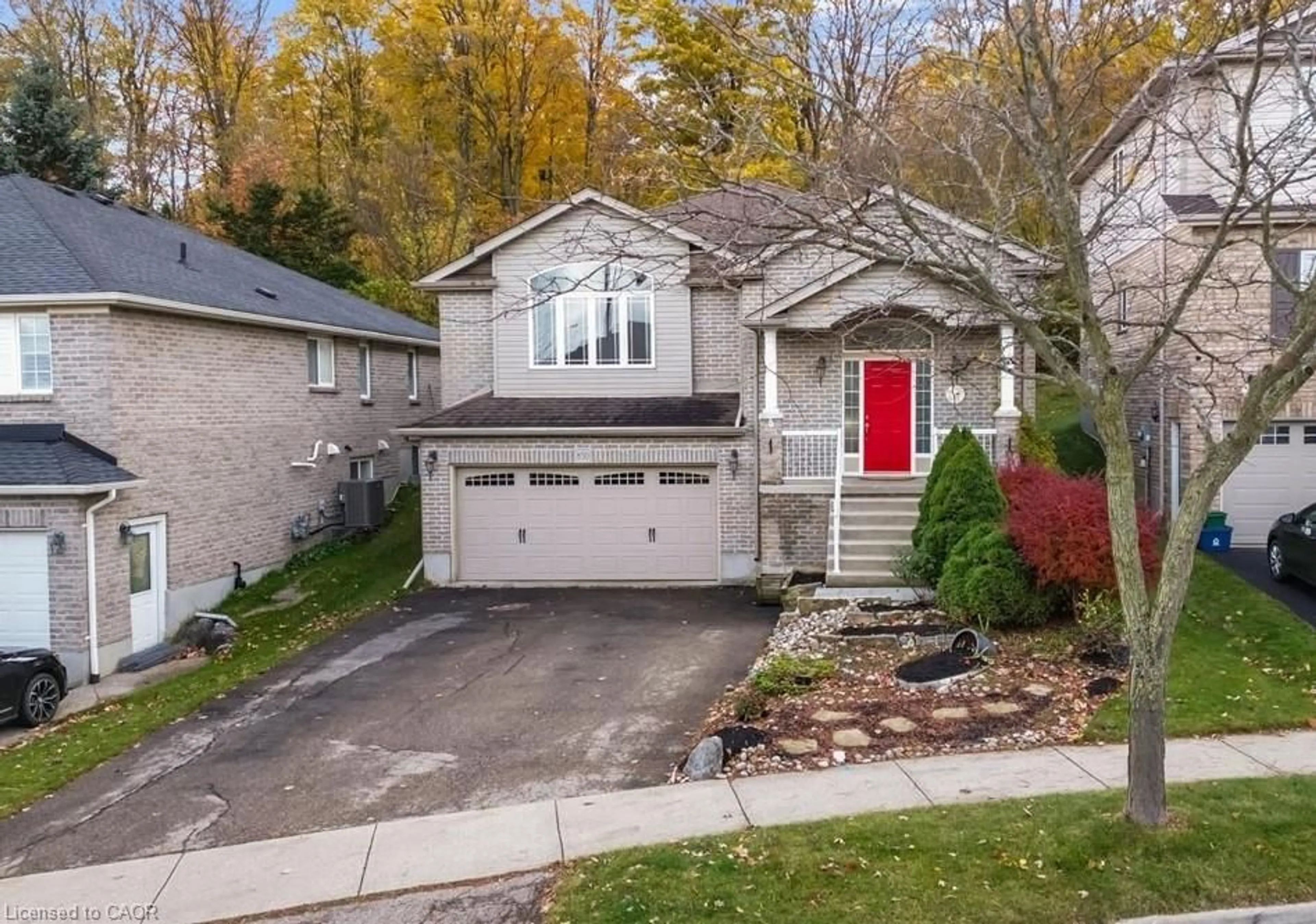 Unknown for 850 Munich Cir, Waterloo Ontario N2V 2N5