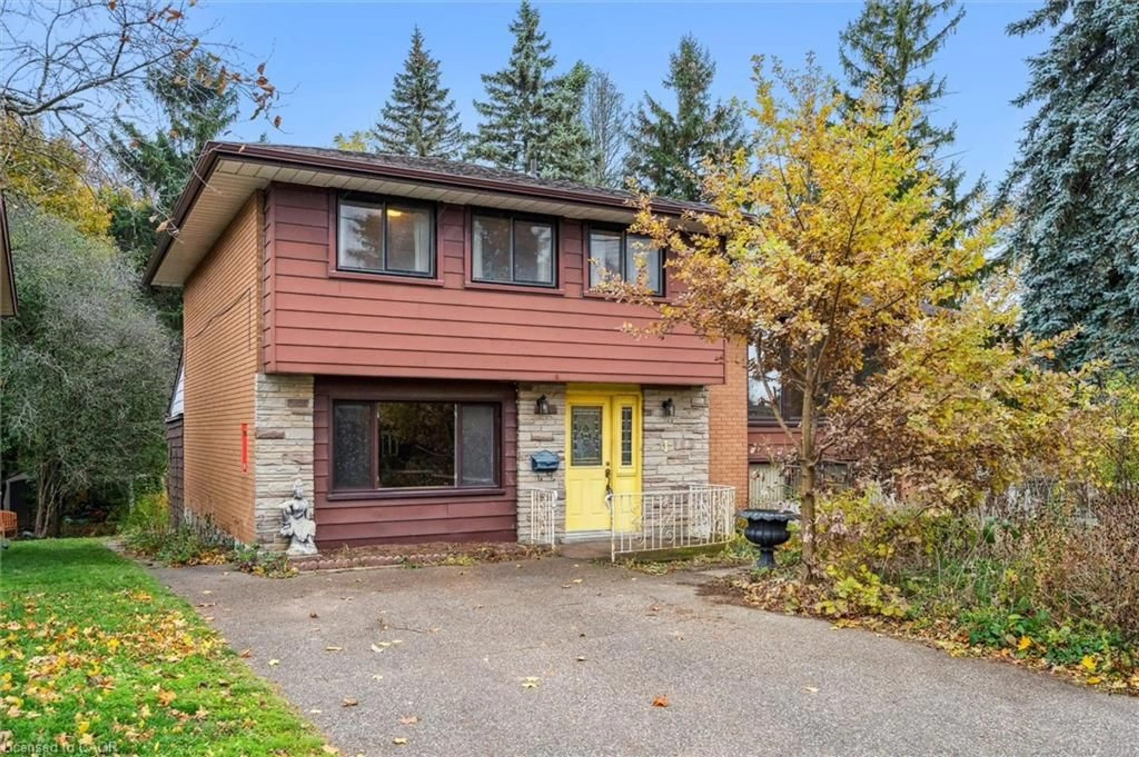 Unknown for 1 Marketa Cres, Kitchener Ontario N2B 3B5