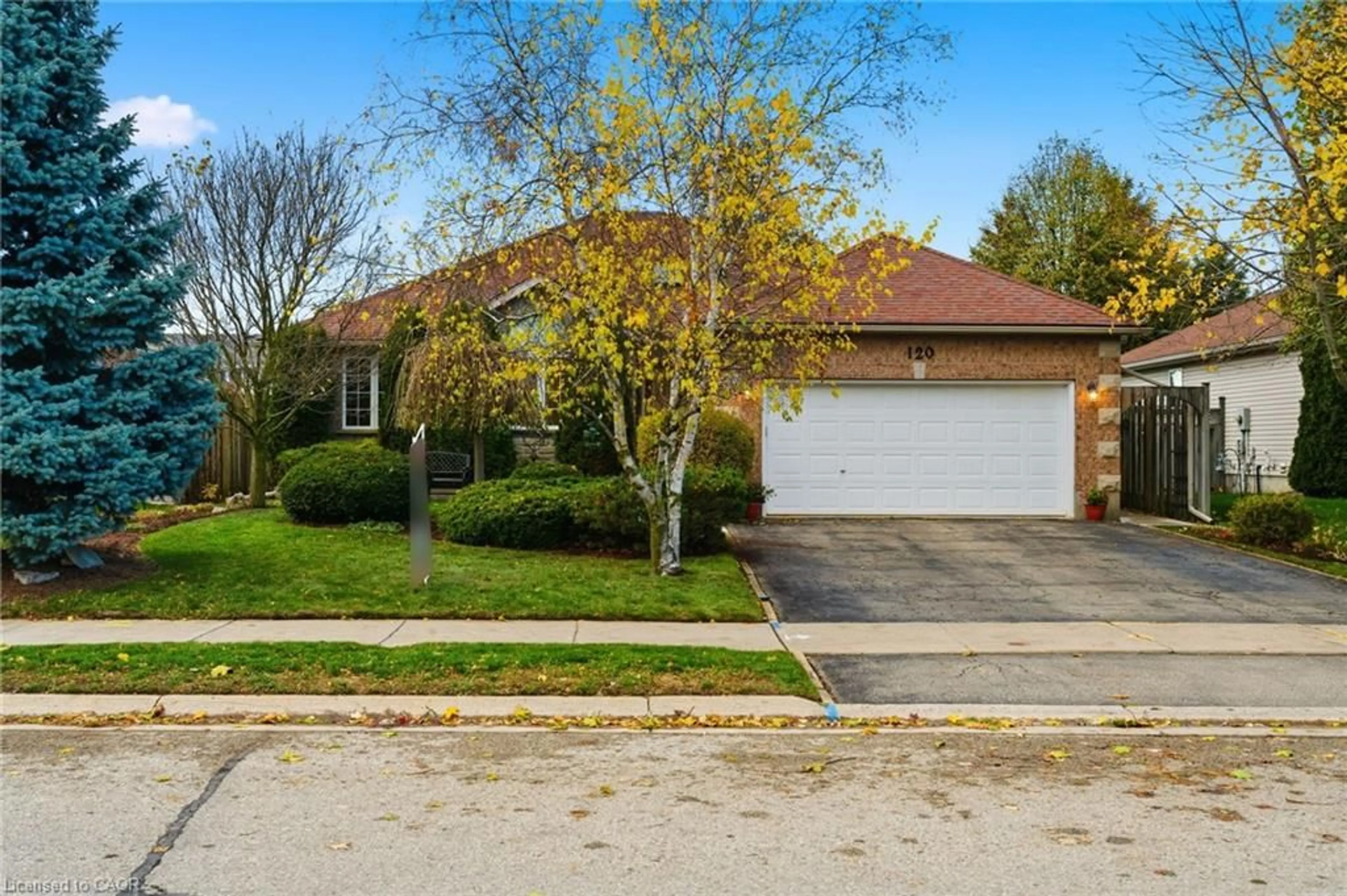 Unknown for 120 York St, Wellington Ontario N0B 1S0