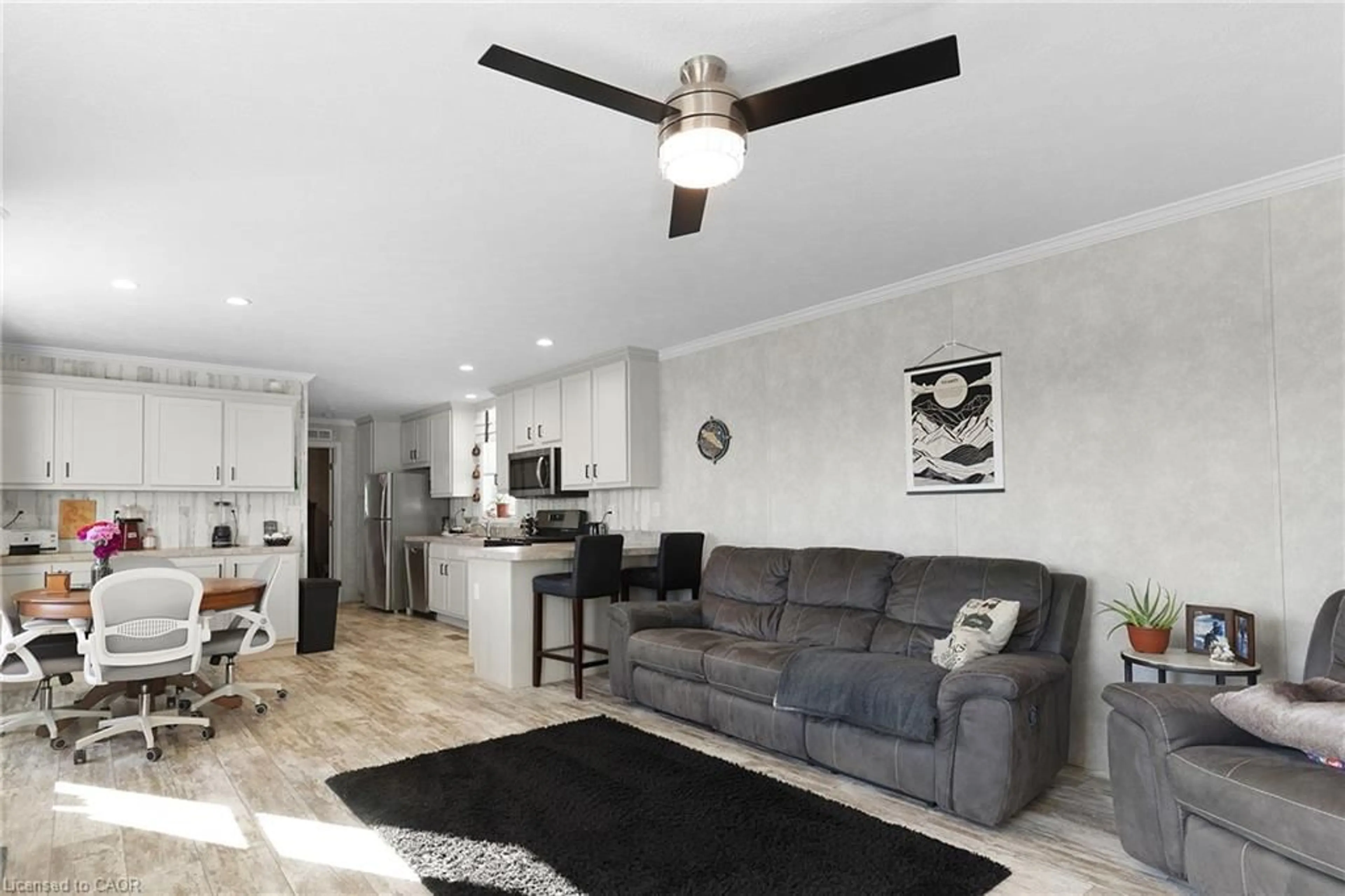 Living room with furniture, unknown for 837 Fertilizer Rd, Simcoe Ontario N3Y 4K6