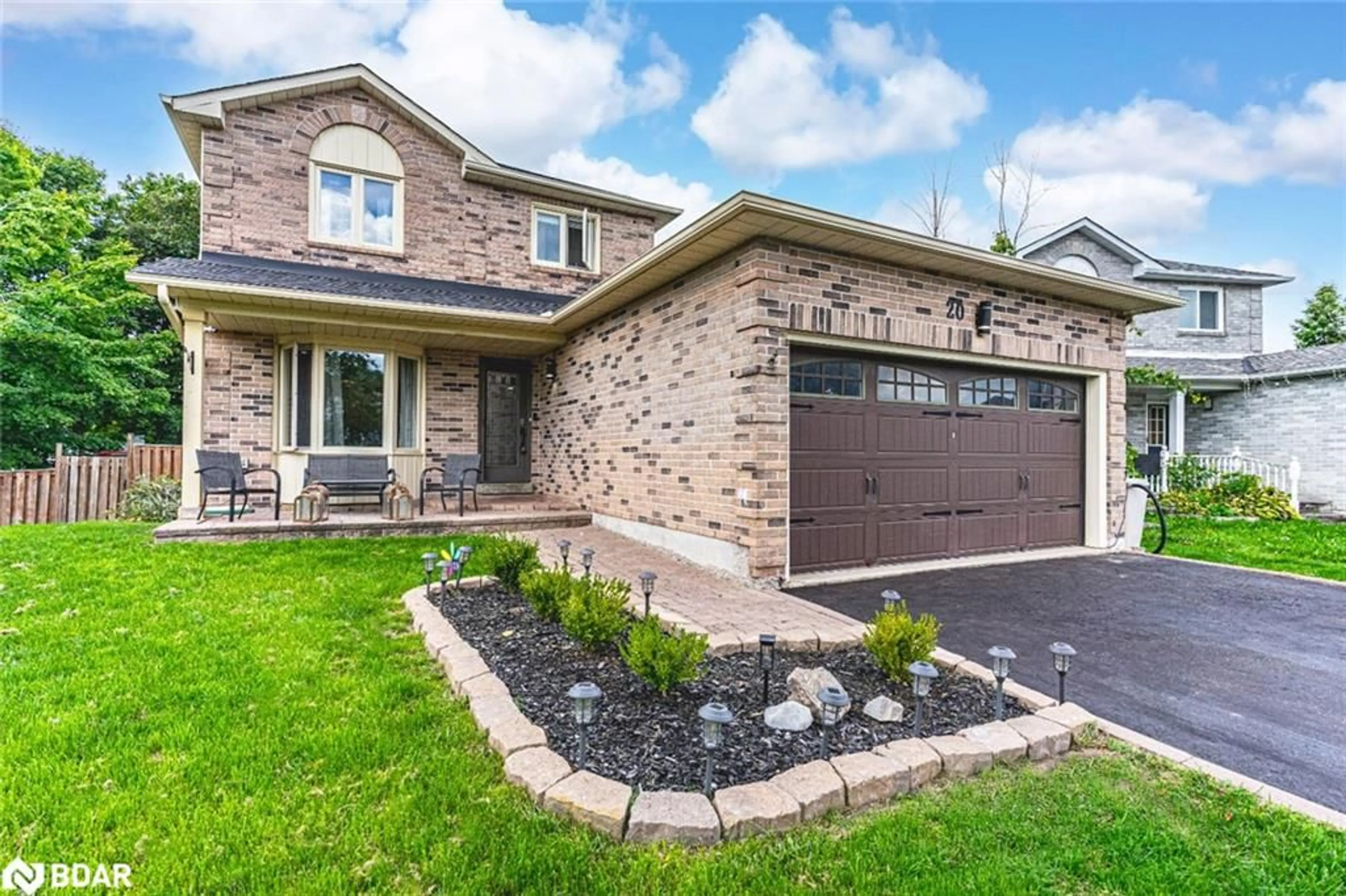 Home with brick exterior material, street for 20 Pae Dr, Barrie Ontario L4N 7N7