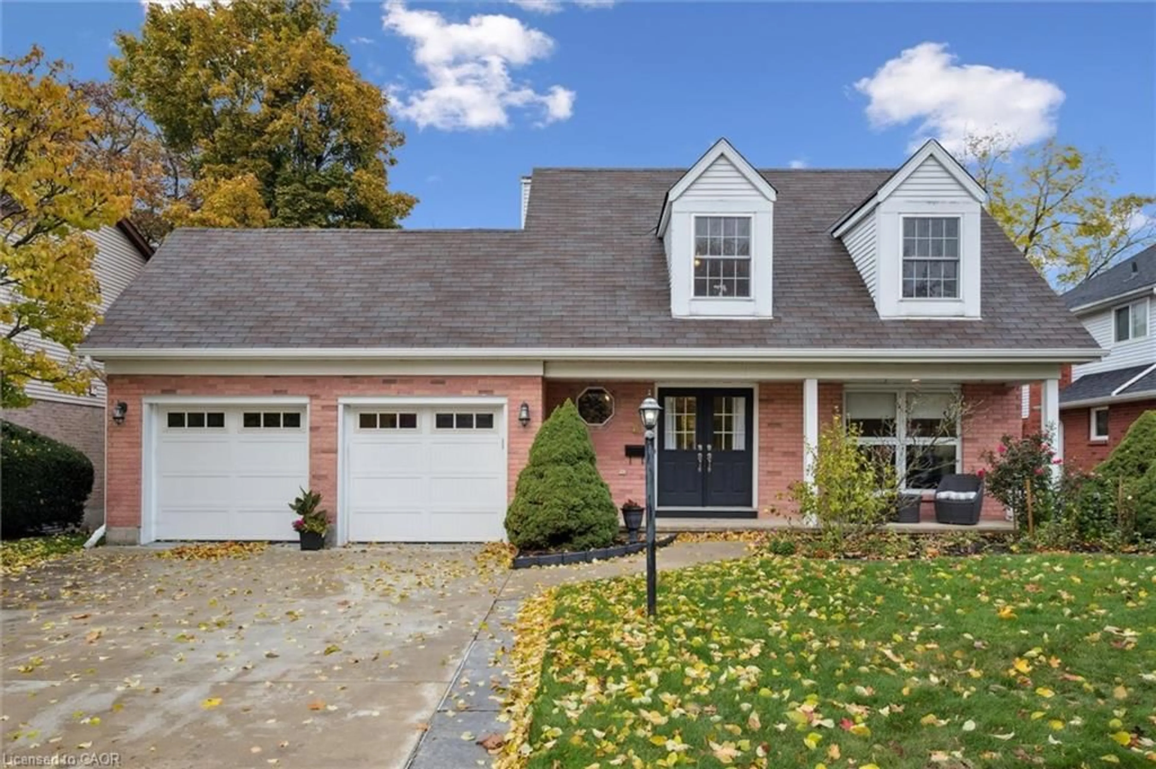 Home with brick exterior material, street for 41 Manitoulin Cres, Kitchener Ontario N2A 3J4