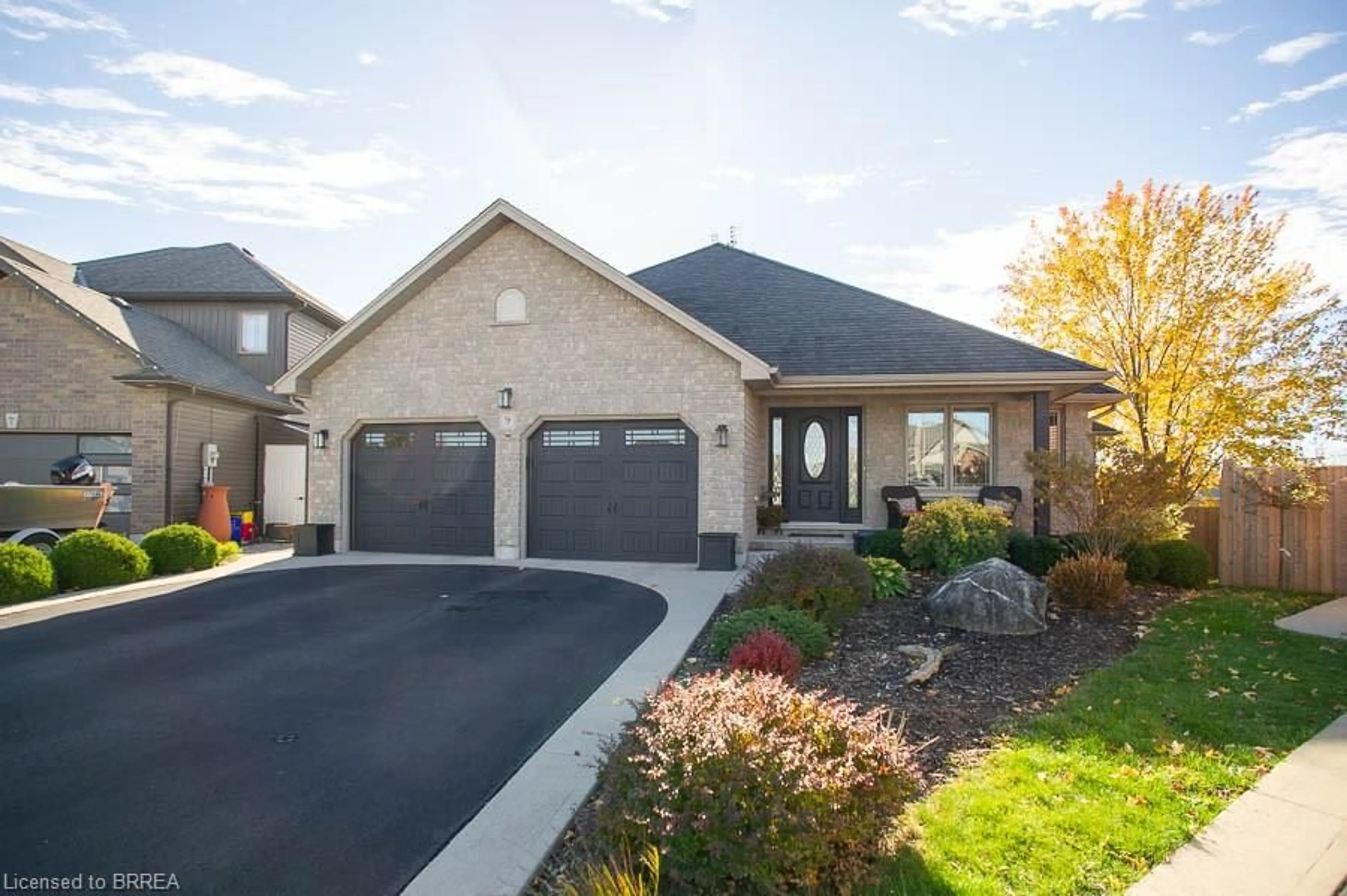 Home with brick exterior material, street for 9 Davey Crt, Jarvis Ontario N0A 1J0