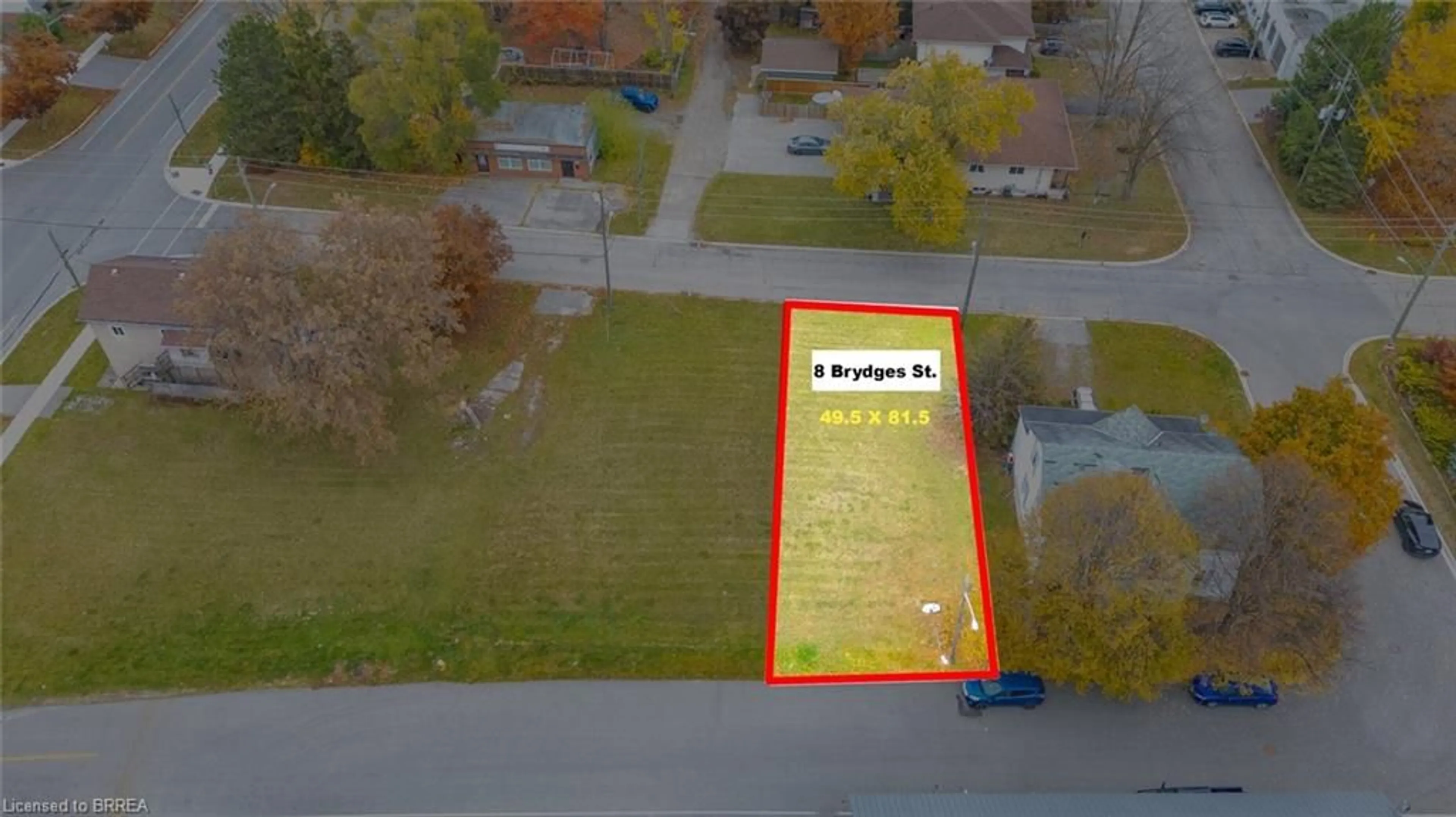 A pic from outside/outdoor area/front of a property/back of a property/a pic from drone, street for 8 Brydges St, Paris Ontario N3L 1R4