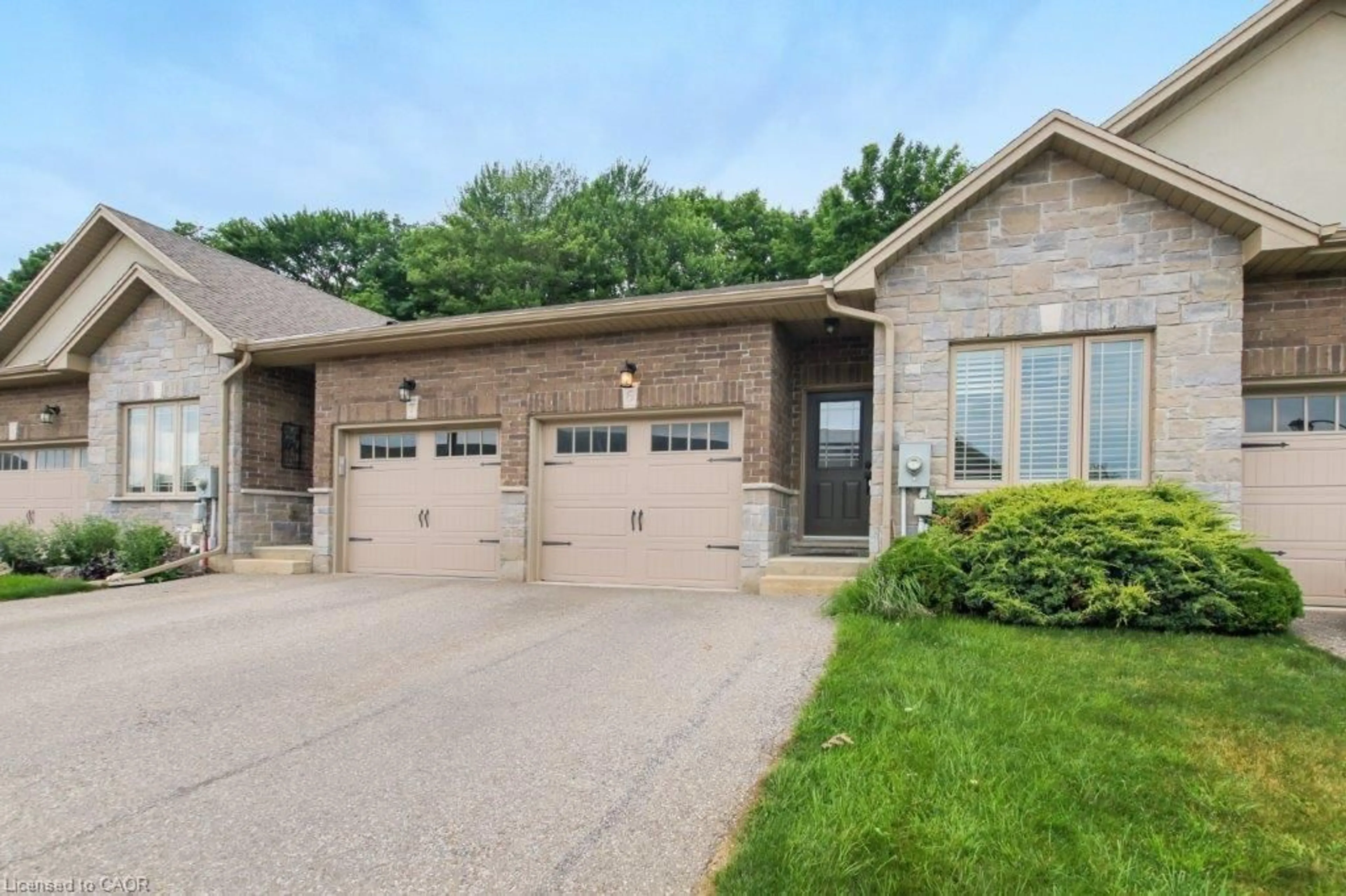Home with brick exterior material, street for 194 Donly Dr #6, Simcoe Ontario N3Y 0C6