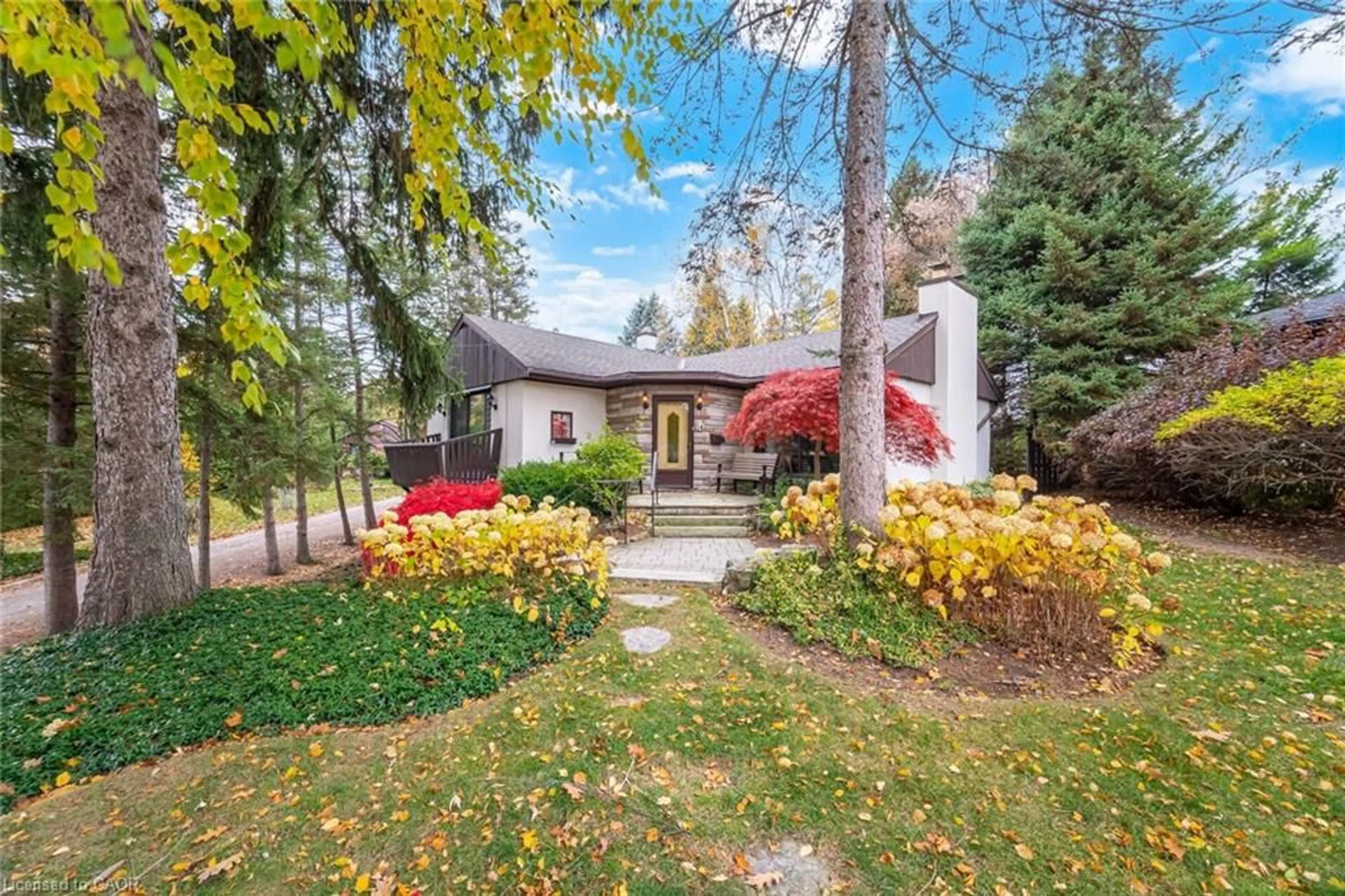 Unknown for 14 Avon Dr, Dundas Ontario L9H 3N7