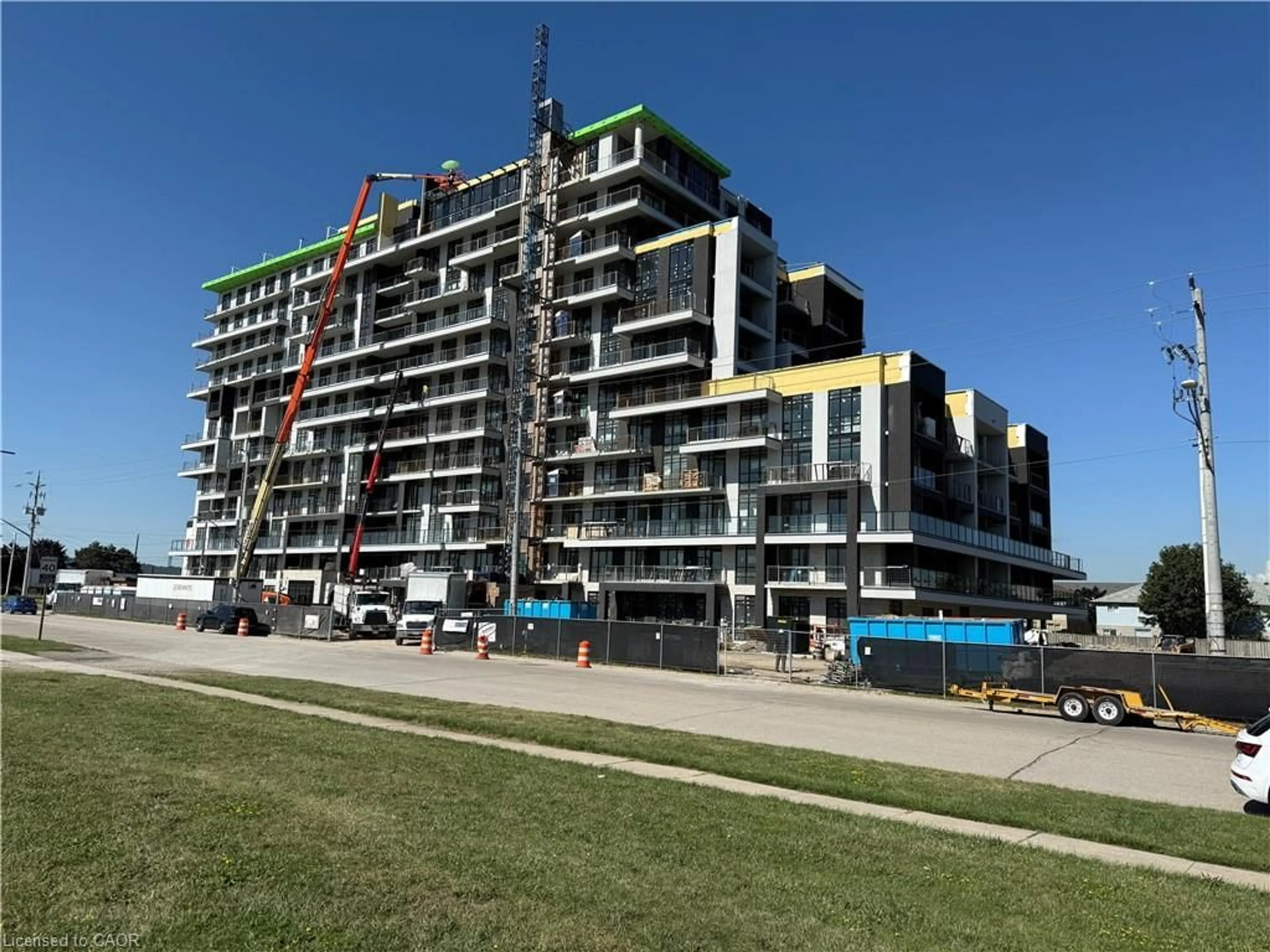 A pic from outside/outdoor area/front of a property/back of a property/a pic from drone, building for 461 Green Rd #410, Stoney Creek Ontario L8E 5B4