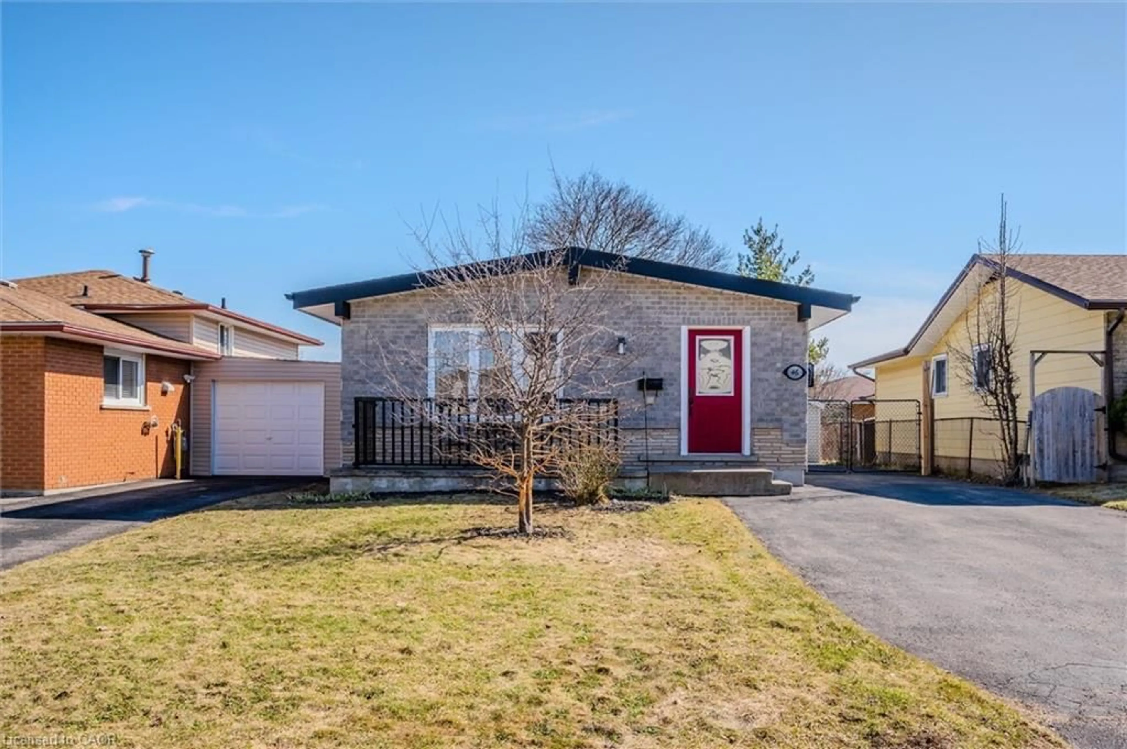 Home with brick exterior material, street for 46 Roberts Cres, Kitchener Ontario N2E 1A5