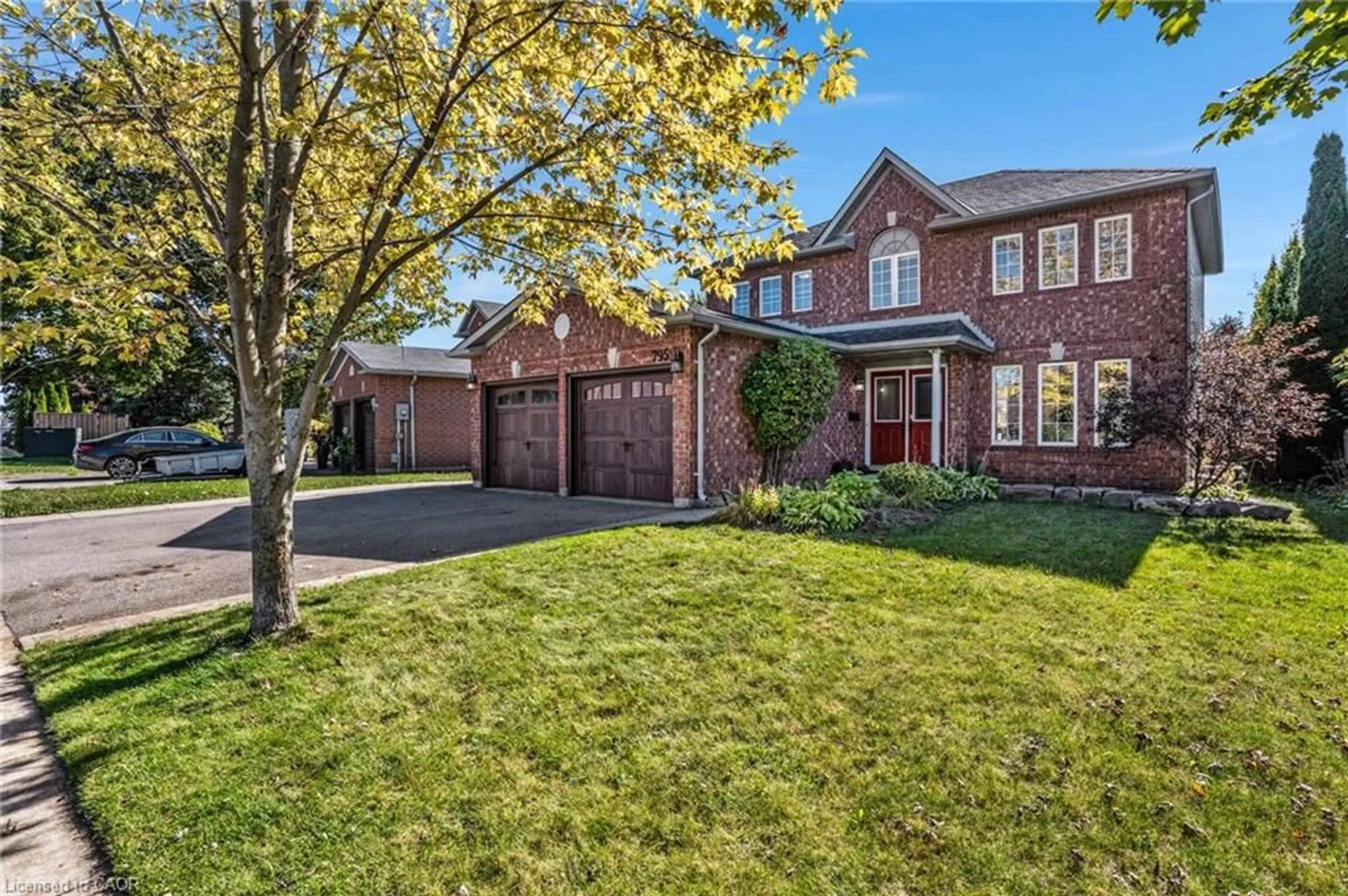 Home with brick exterior material, street for 795 Saginaw Pky, Cambridge Ontario N1T 1R3