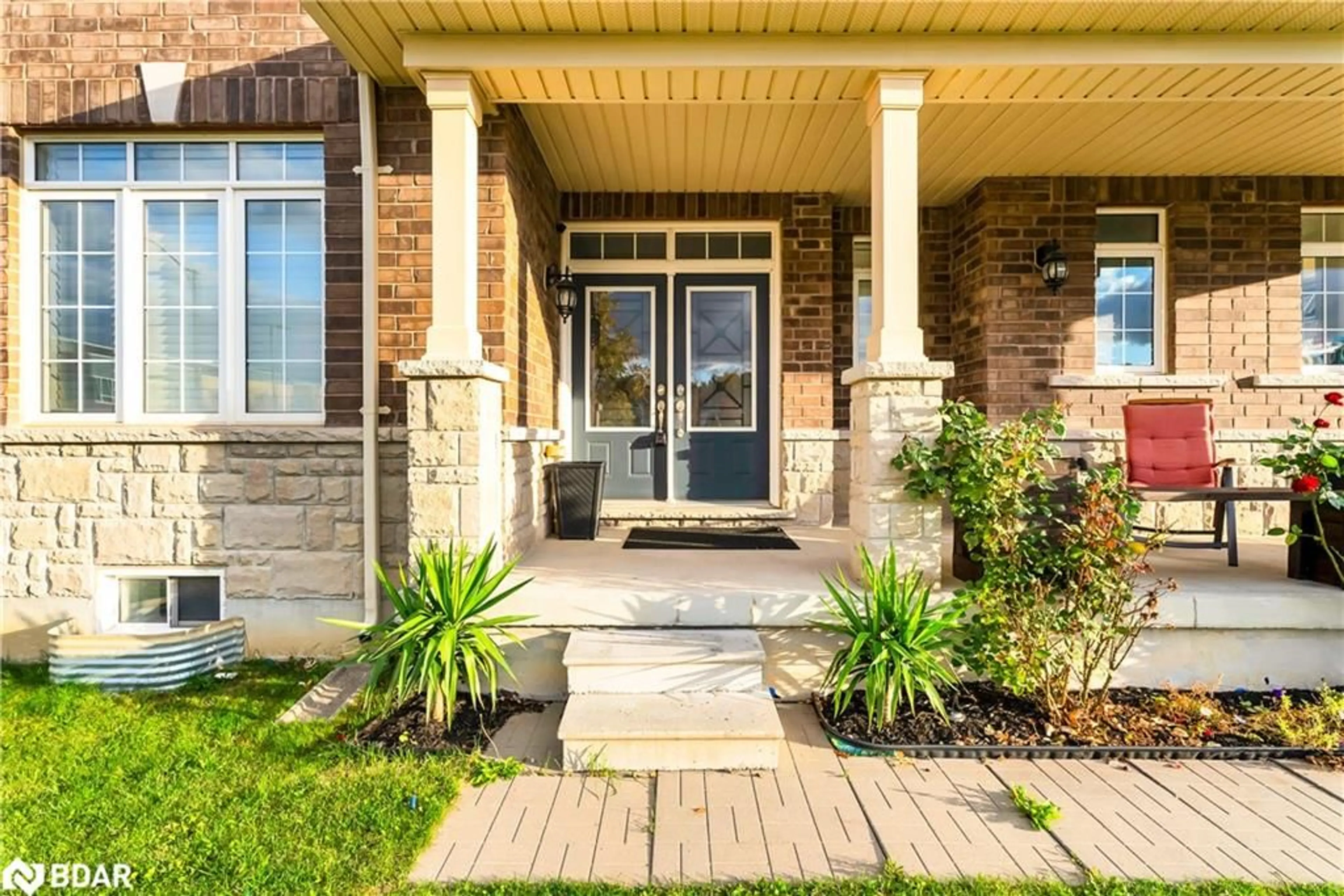 Indoor entryway for 1 Perdita Rd, Brampton Ontario L6Y 6B1
