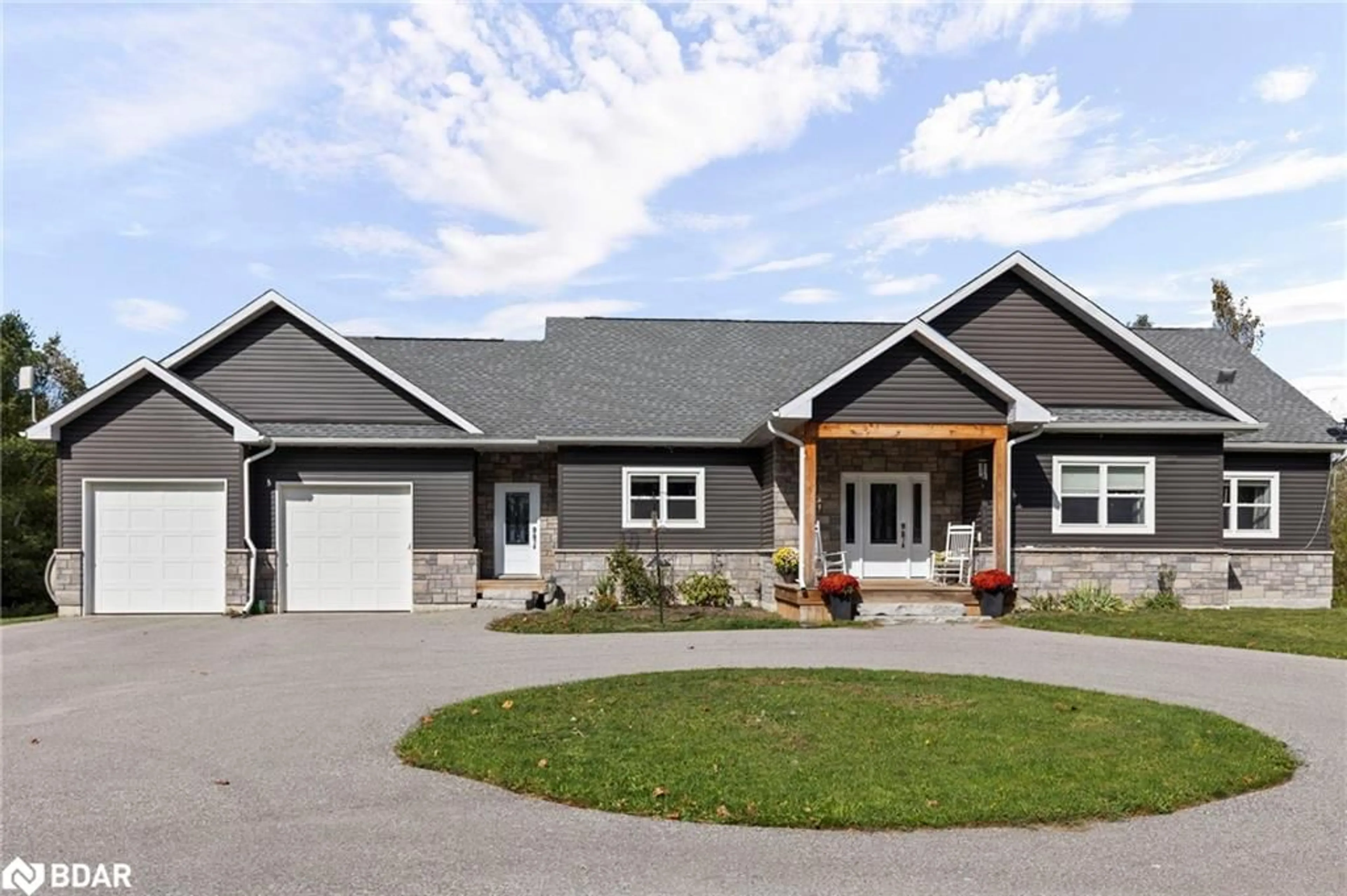 Home with vinyl exterior material, street for 3387 Wainman Line, Severn Twp Ontario L3V 7C5