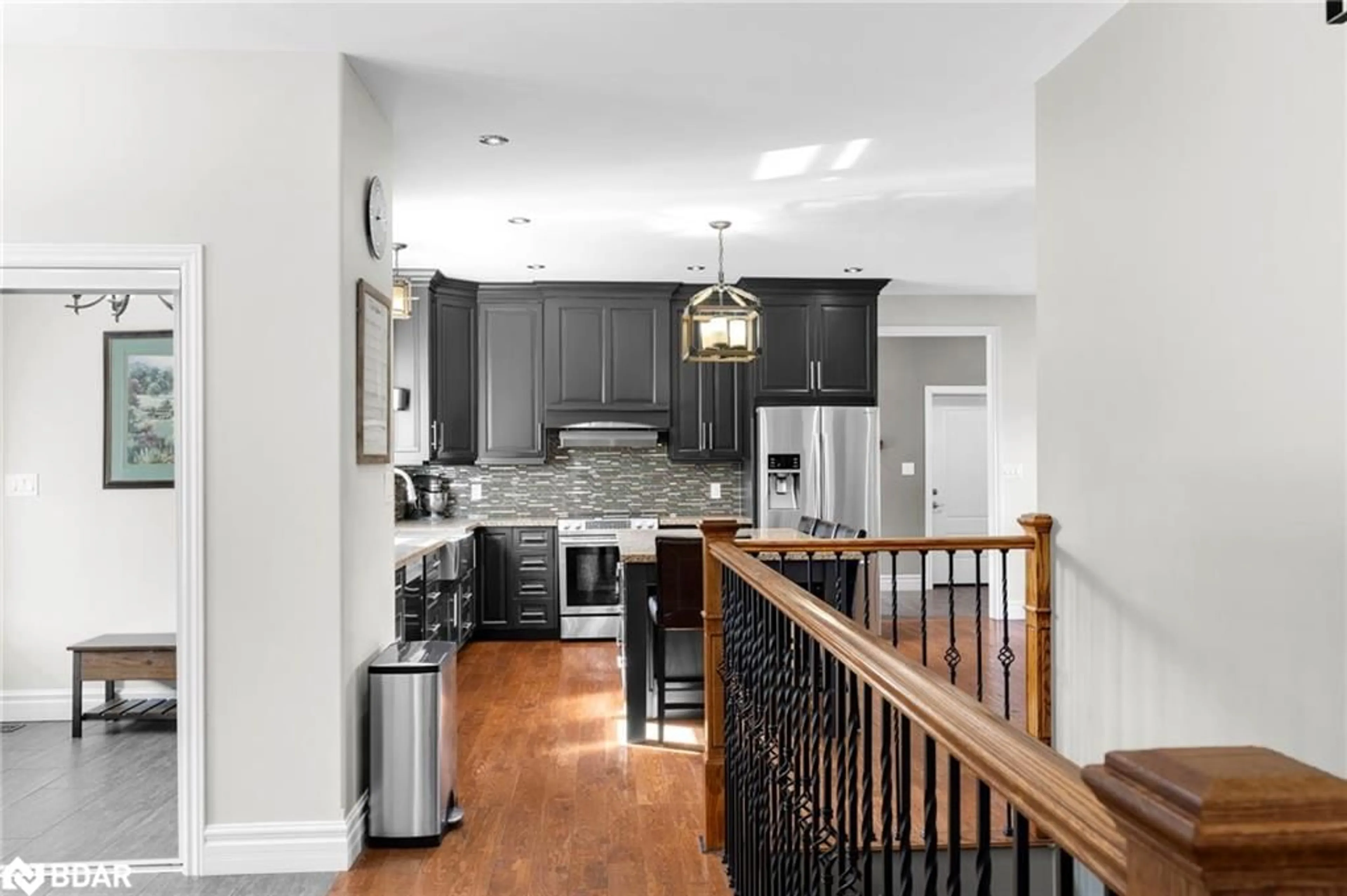 Open concept kitchen, unknown for 3387 Wainman Line, Severn Twp Ontario L3V 7C5