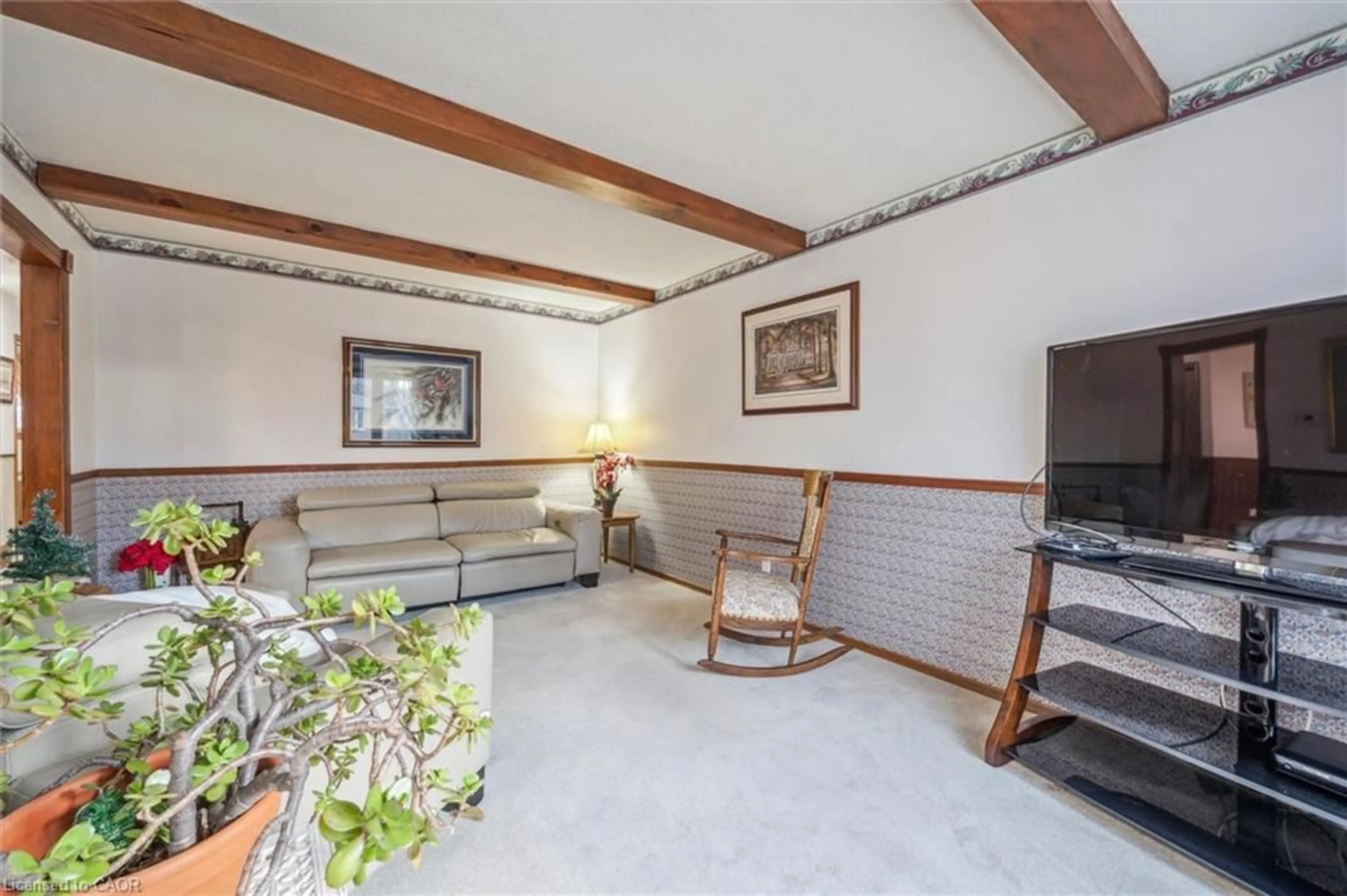 Unknown for 217 Johanna Dr, Cambridge Ontario N1S 4C5