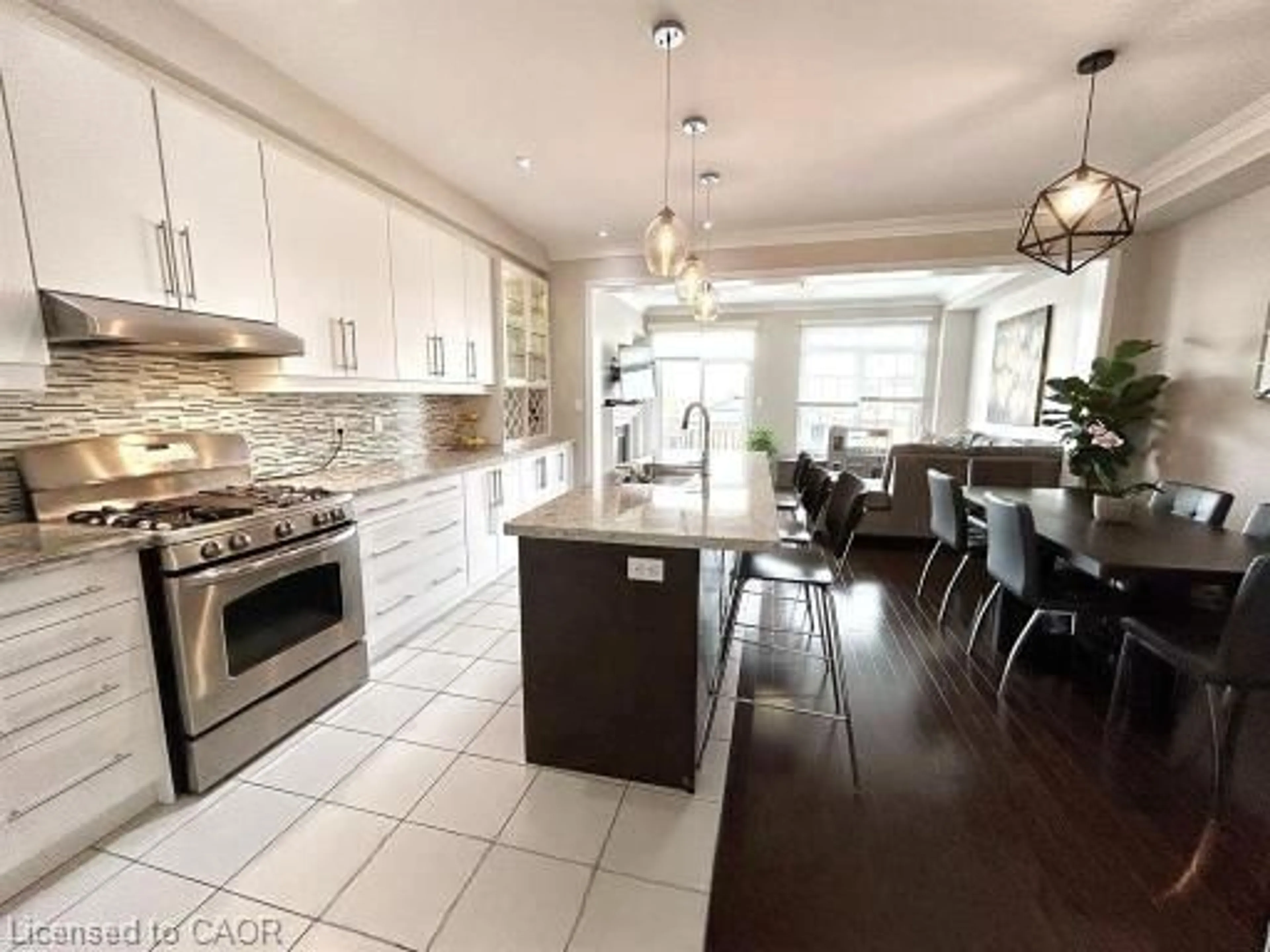 Open concept kitchen, unknown for 144 Sky Harbour Dr, Brampton Ontario L6Y 0V1