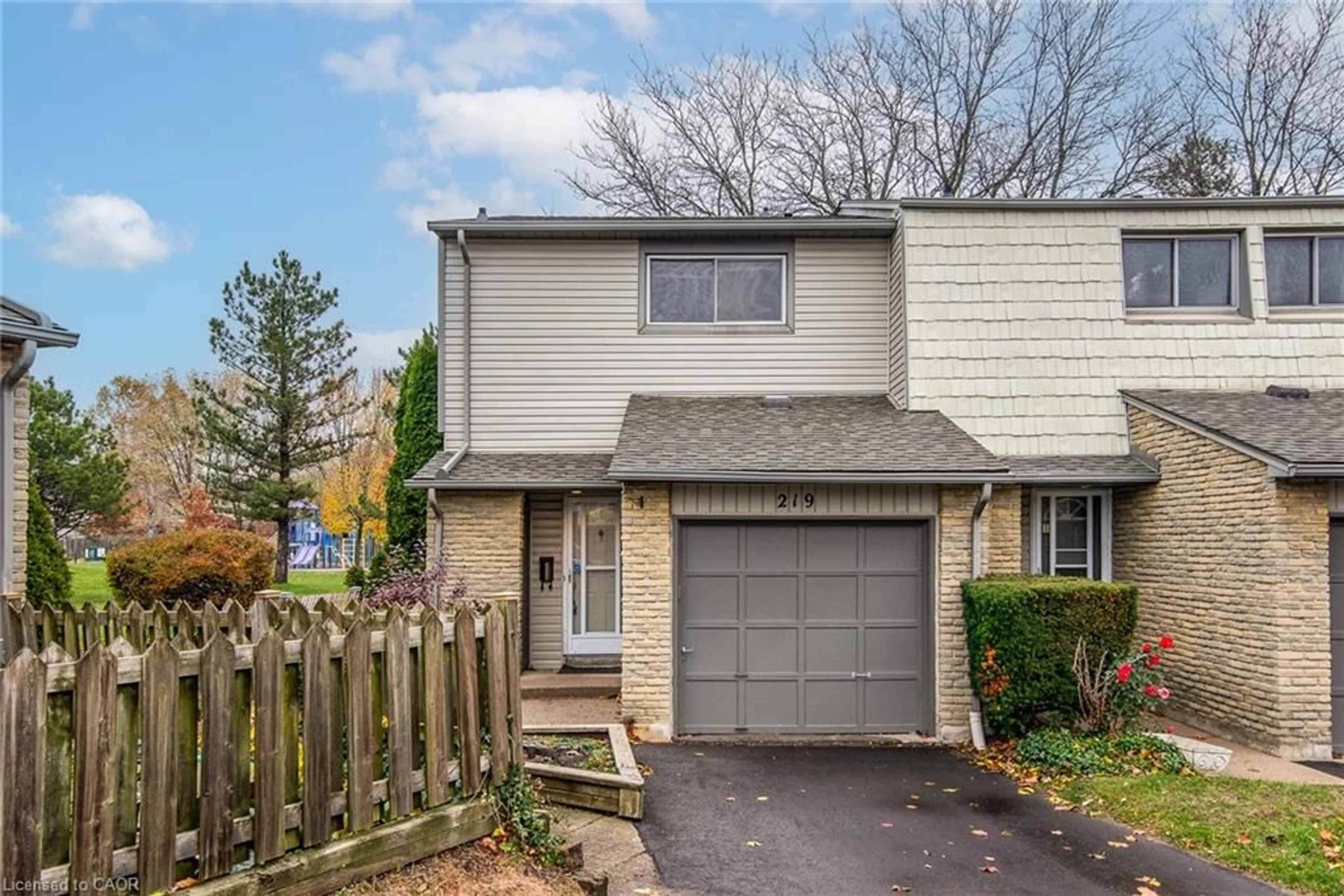 Home with vinyl exterior material, street for 219 Deveron Cres, London Ontario N5Z 4J7