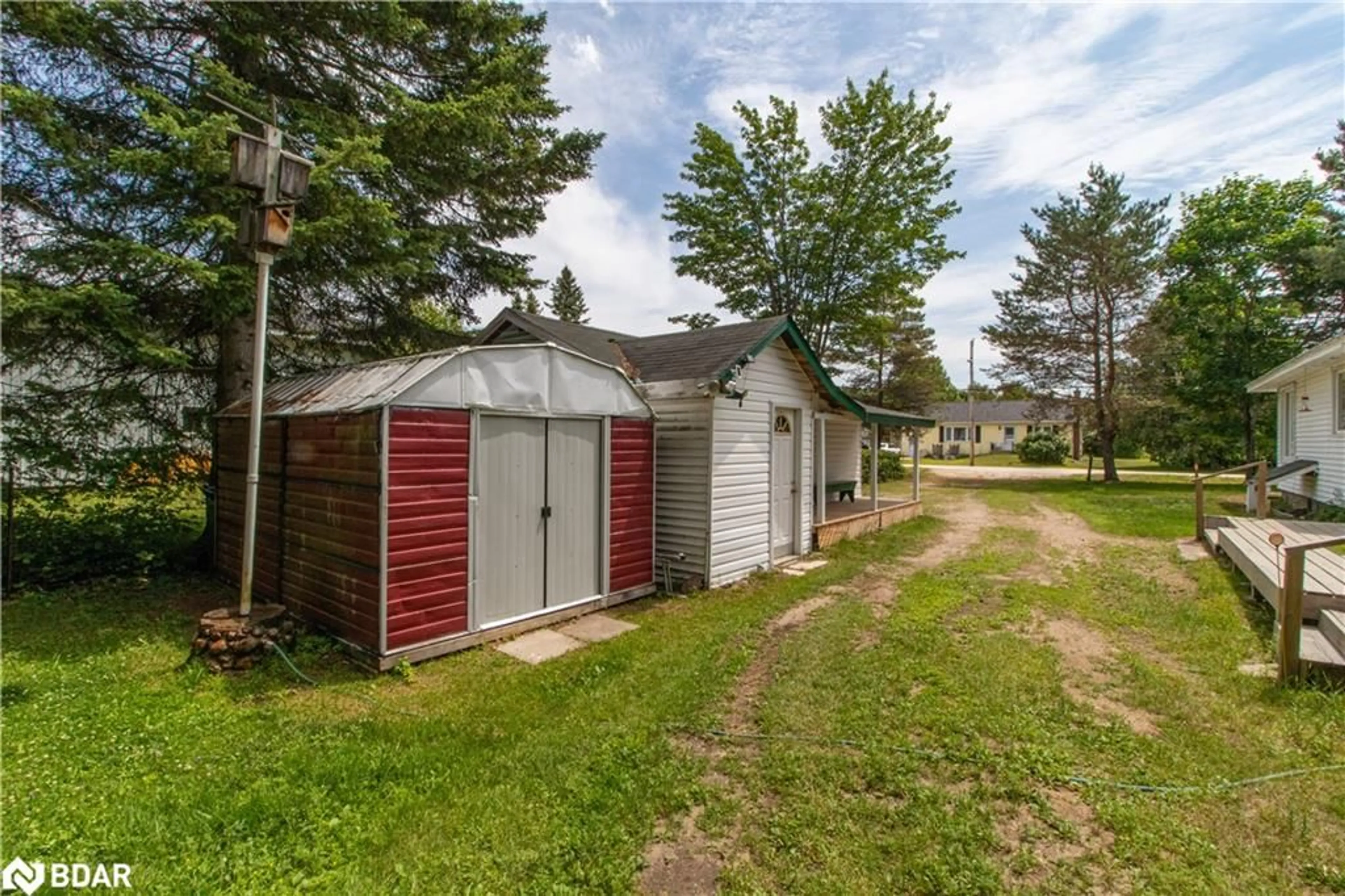 Shed for 152 Ottawa Ave, South River Ontario P0A 1X0