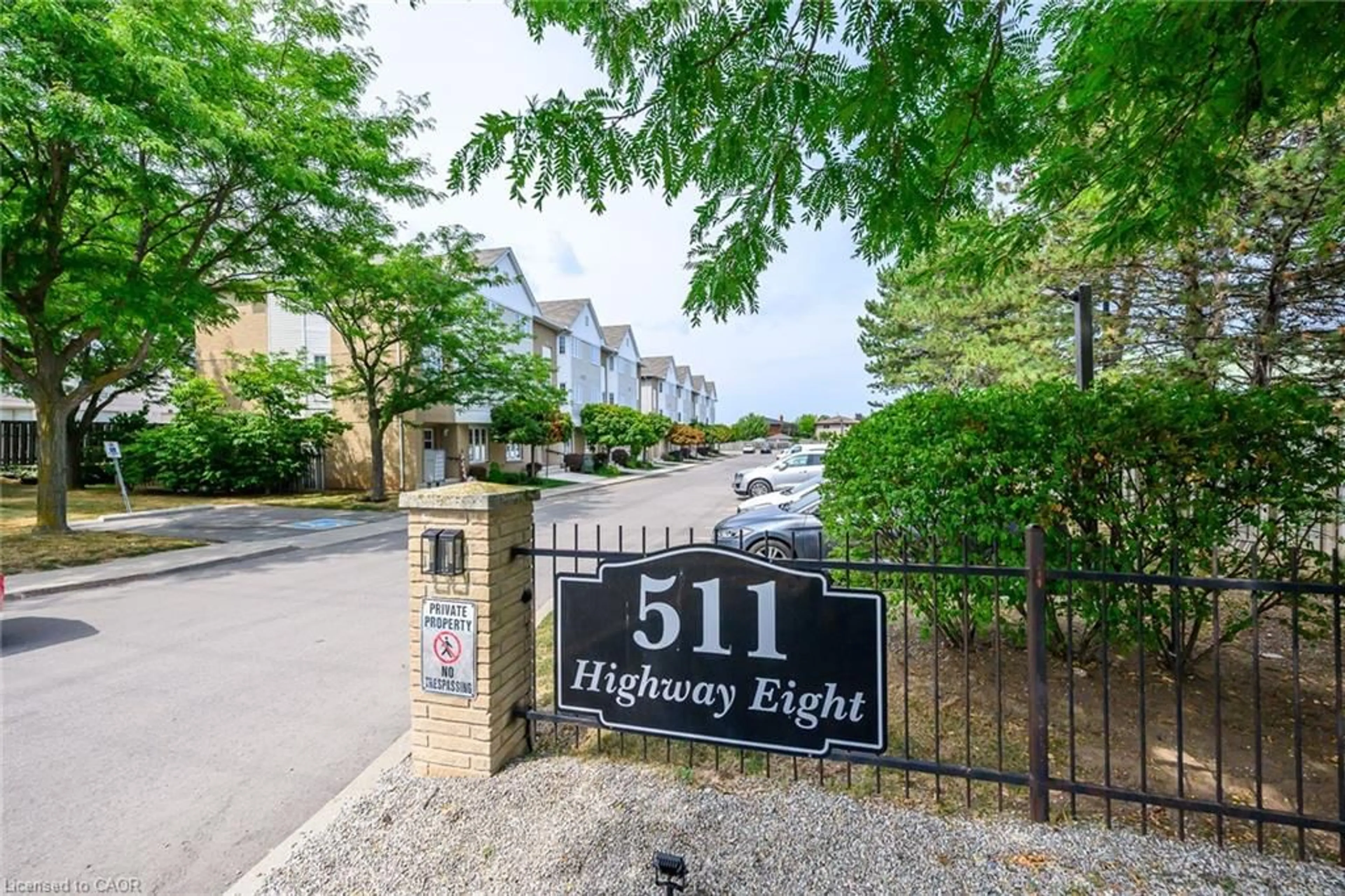 Indoor entryway for 511 Highway 8 St #209, Stoney Creek Ontario L8G 1G4