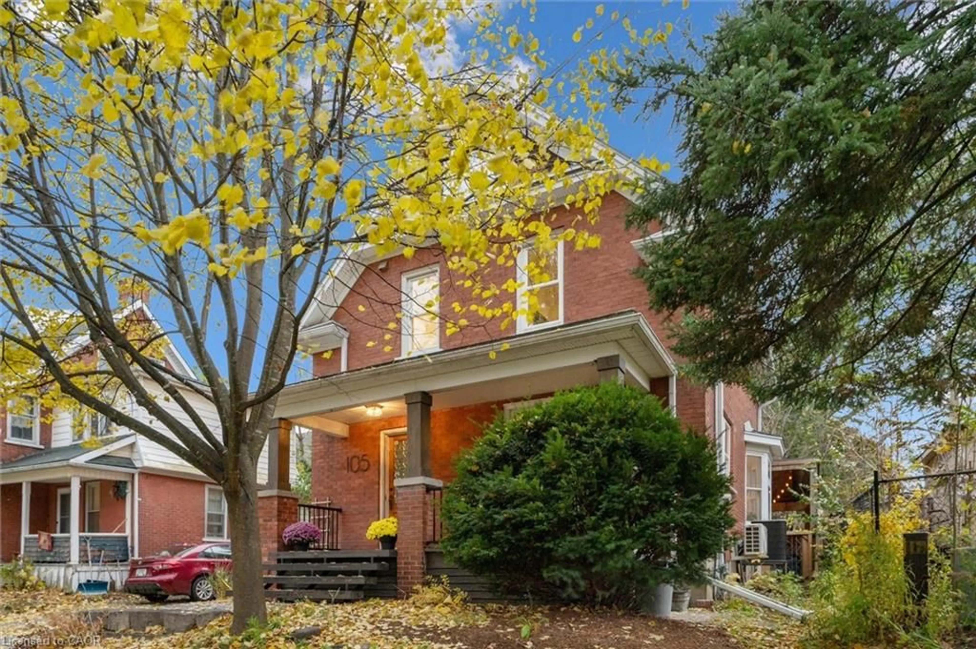 Home with brick exterior material, street for 105 Samuel St, Kitchener Ontario N2H 1P7