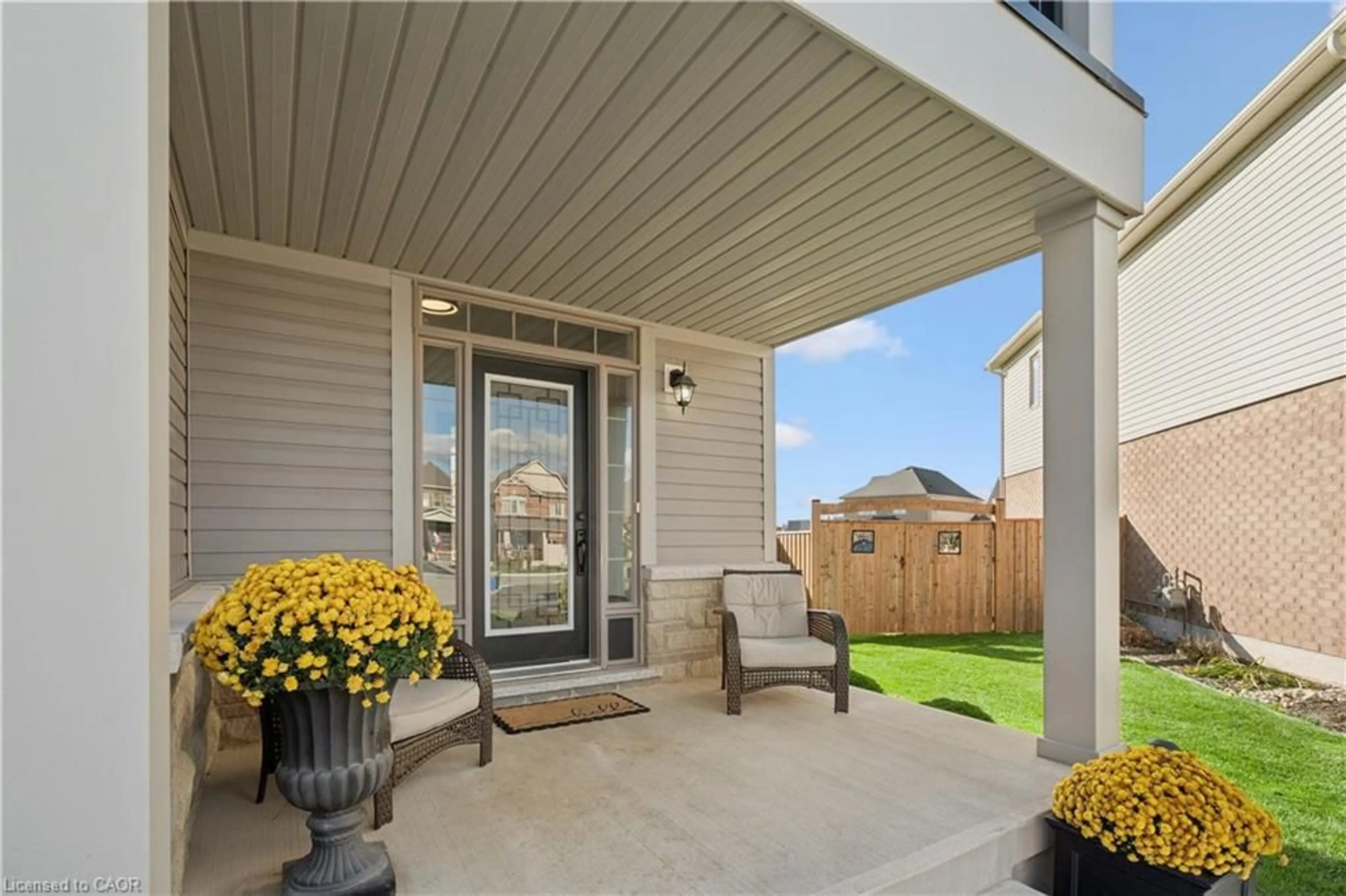 Unknown for 220 Harpin Way, Fergus Ontario N1M 0G8