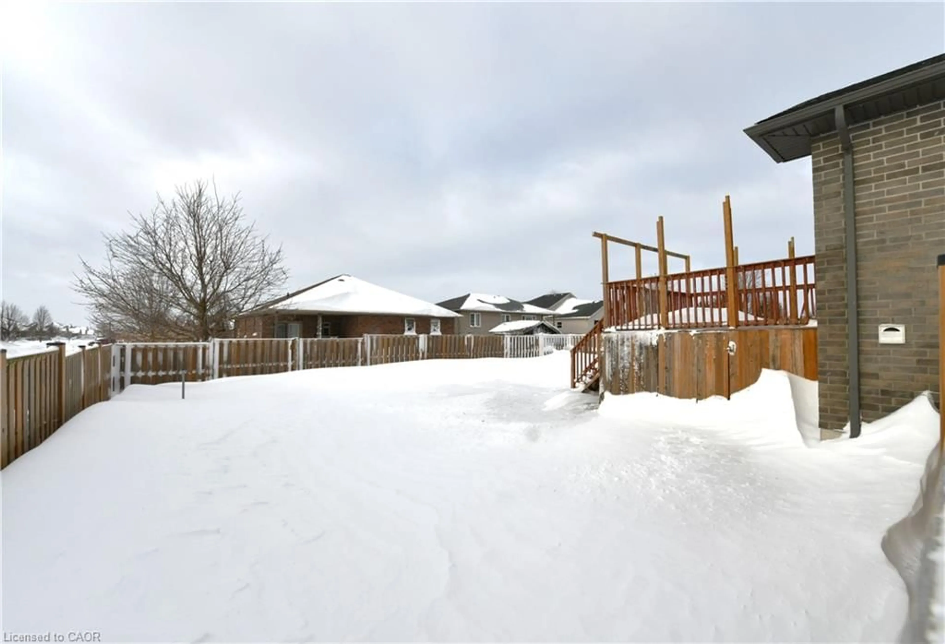 Patio, mountain view for 13 Forbes Cres, Listowel Ontario N4W 0B3