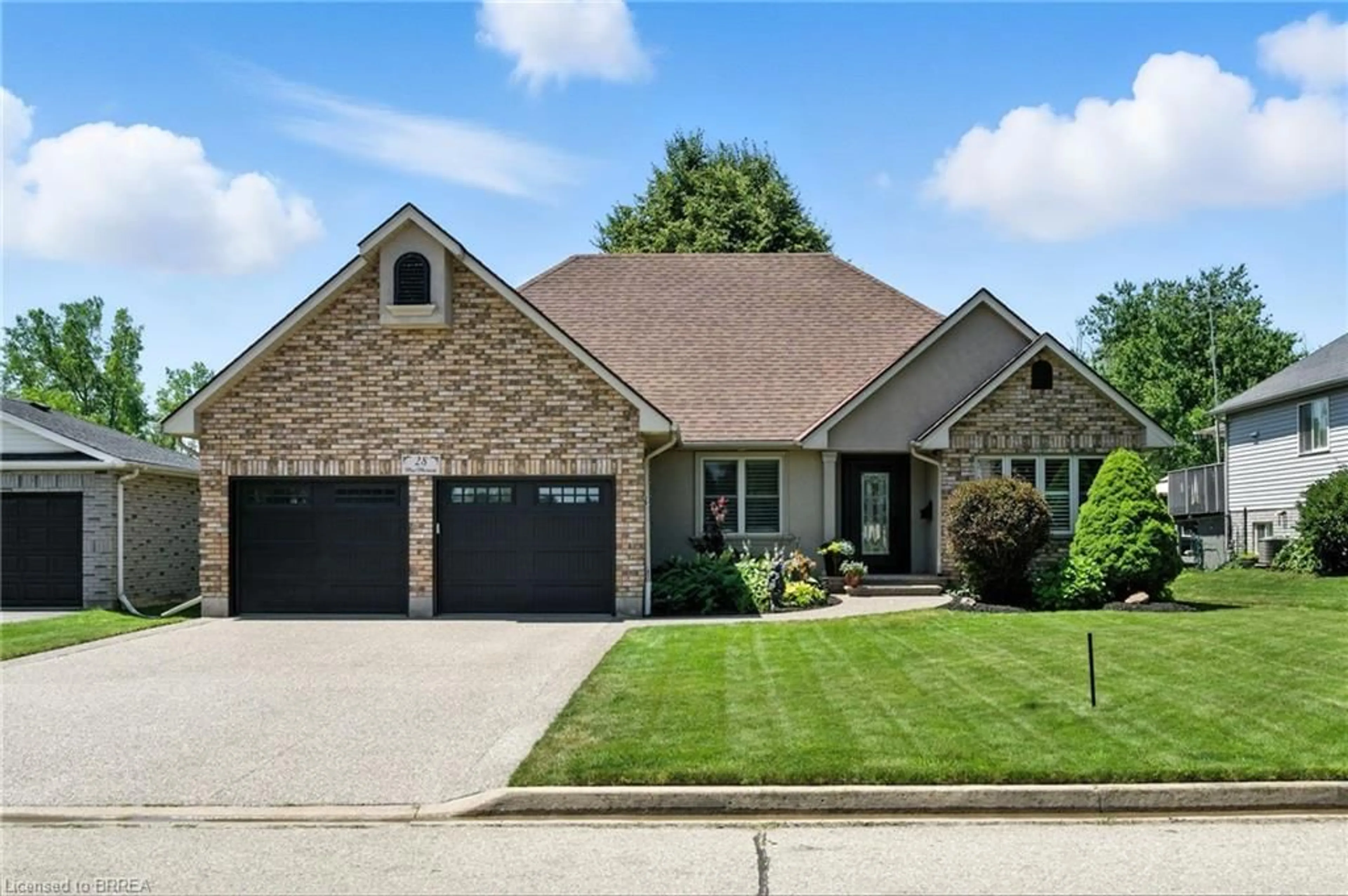 Home with brick exterior material, street for 28 Macpherson Dr, Paris Ontario N3L 4C6