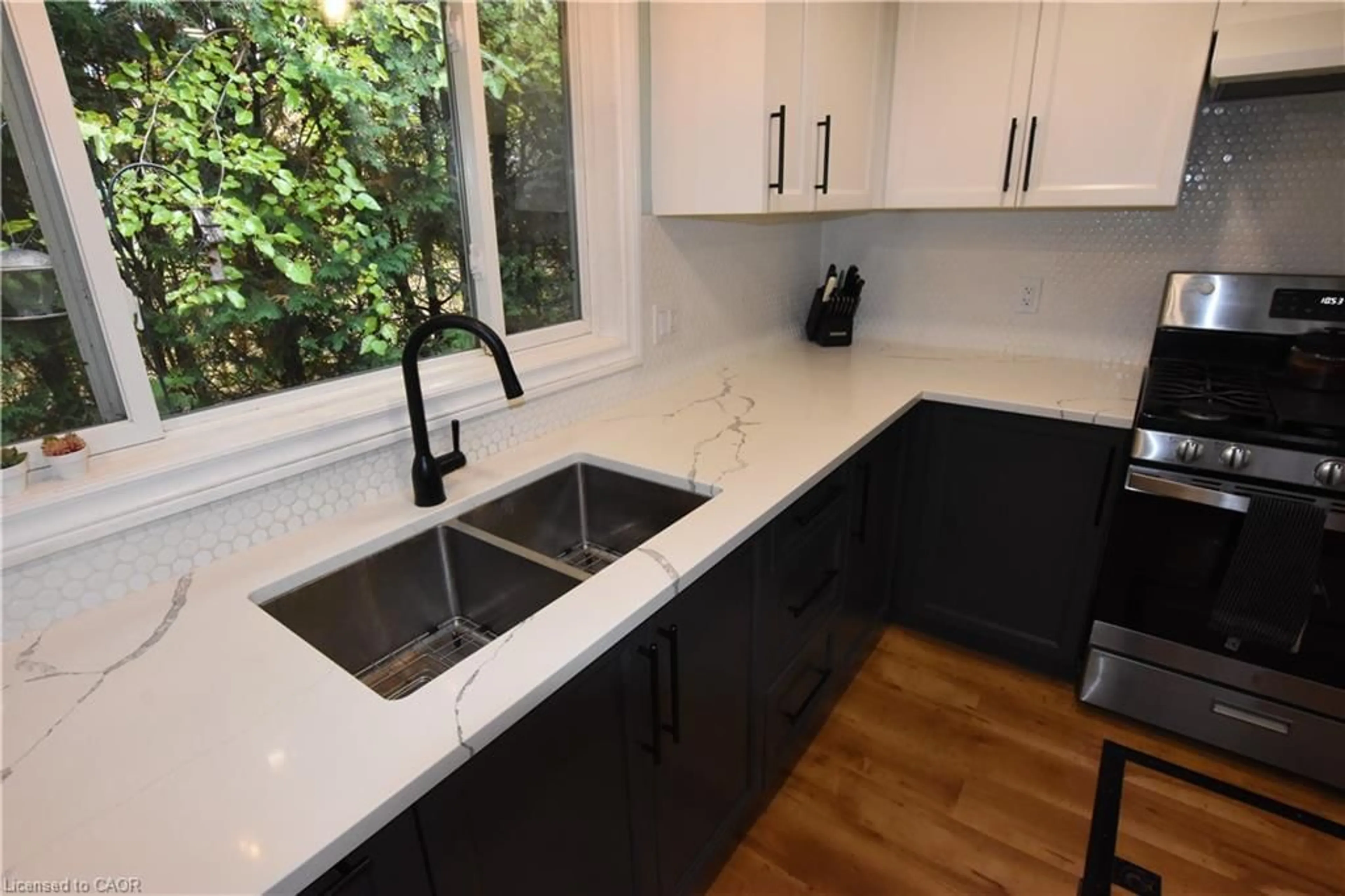 Contemporary kitchen, unknown for 1441 Charlotteville Road 10, Simcoe Ontario N3Y 4J9